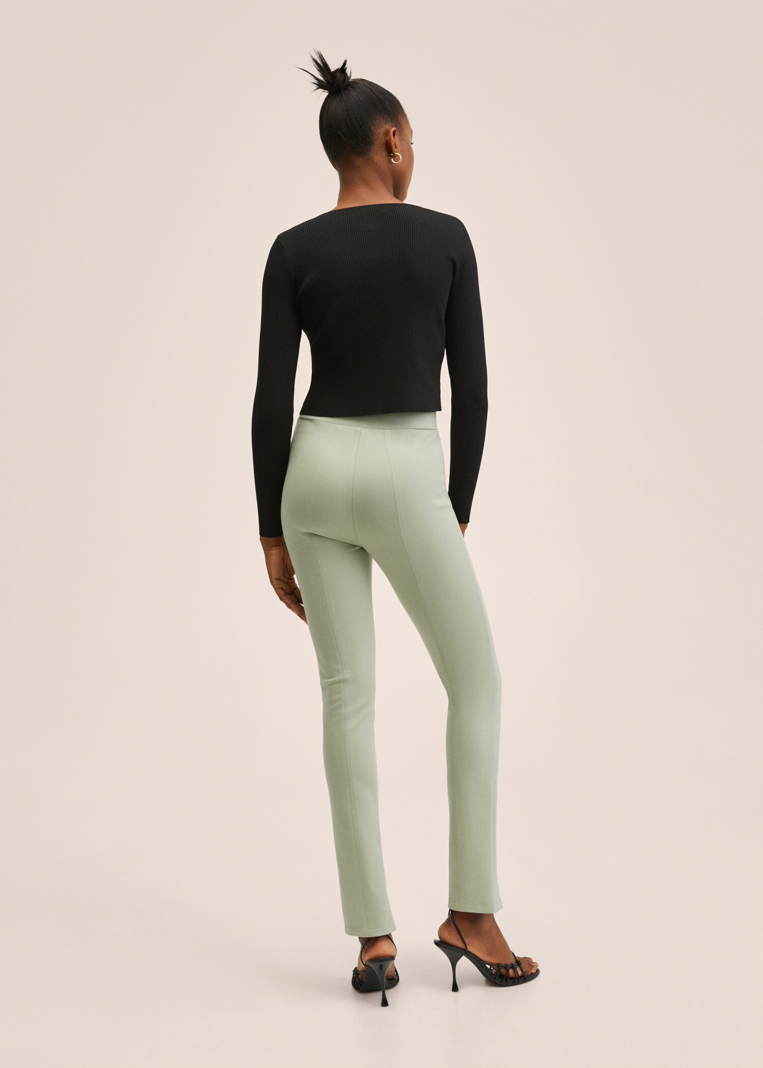 Slit hem leggings - Reverse of the article