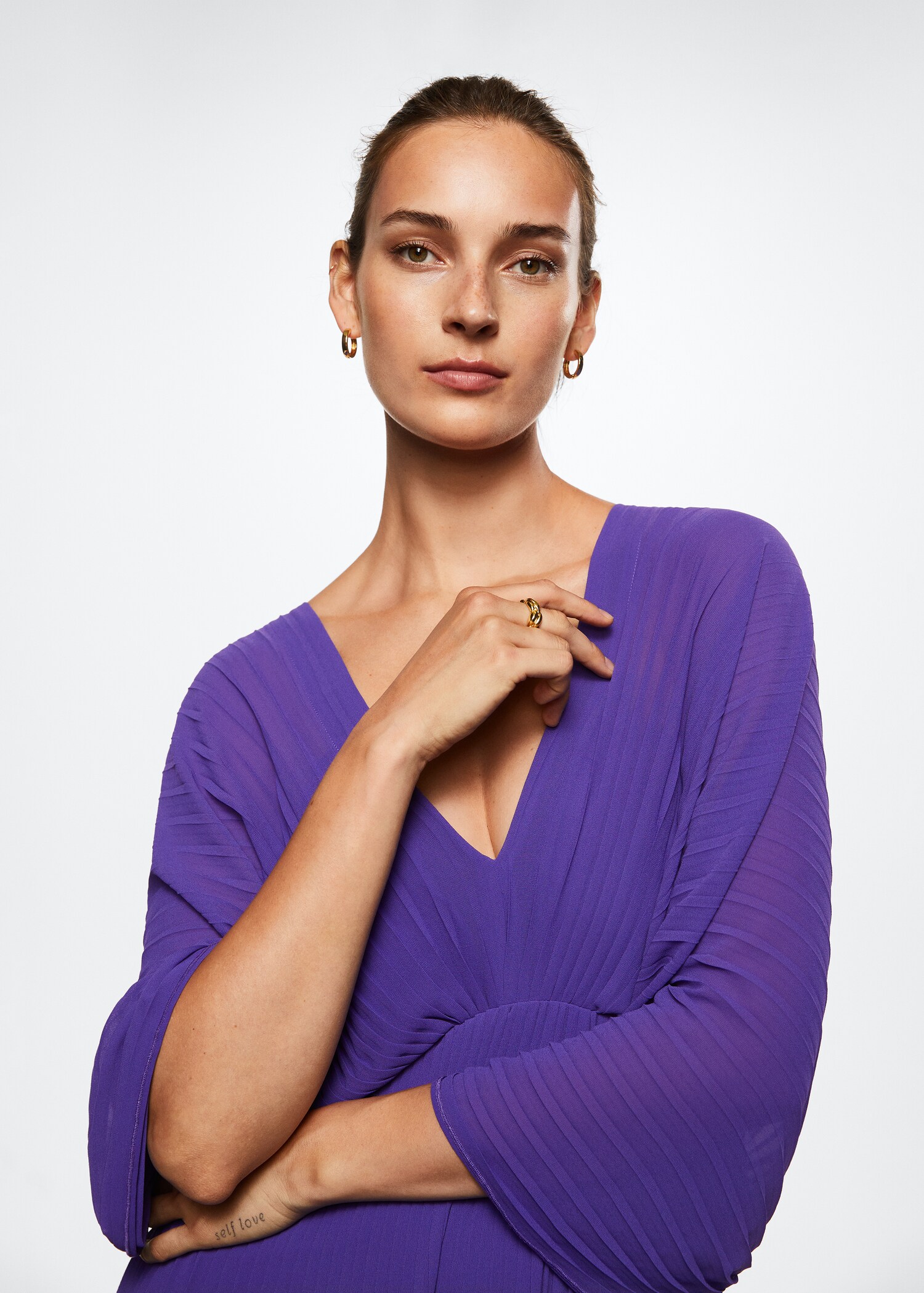 Flowy pleated dress - Details of the article 2