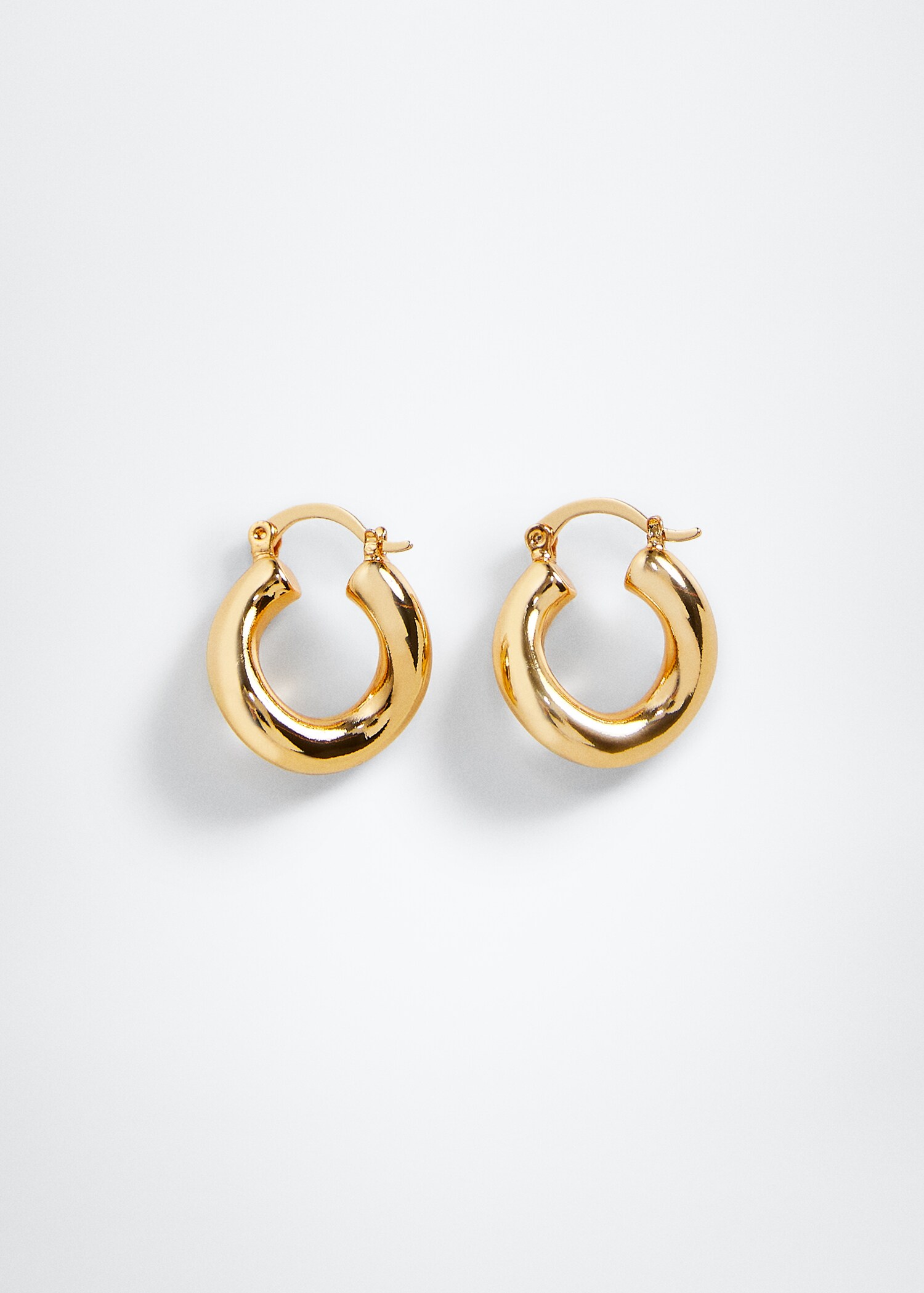 Twisted hoop earrings - Article without model