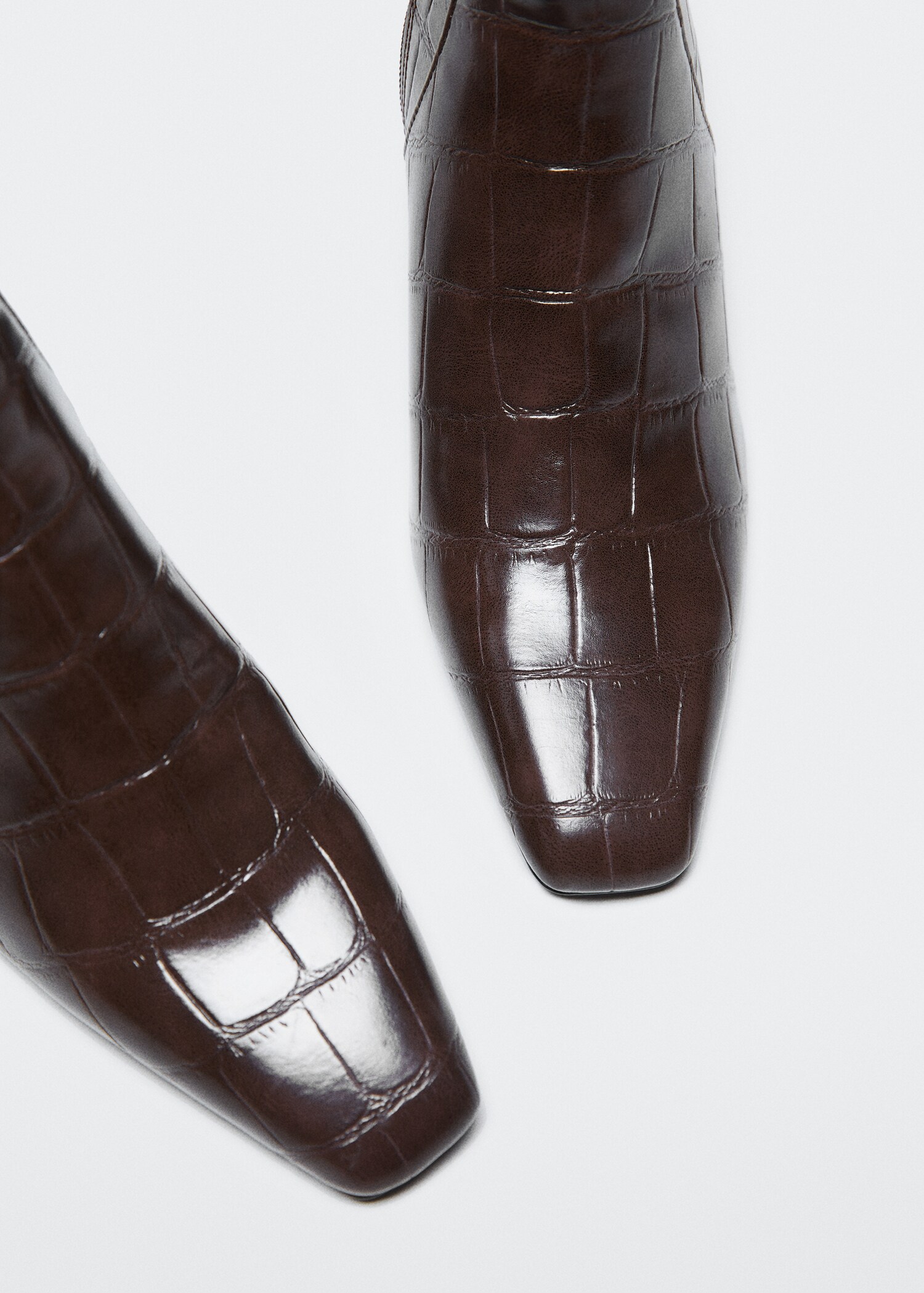 Pointed heel ankle boot - Details of the article 4