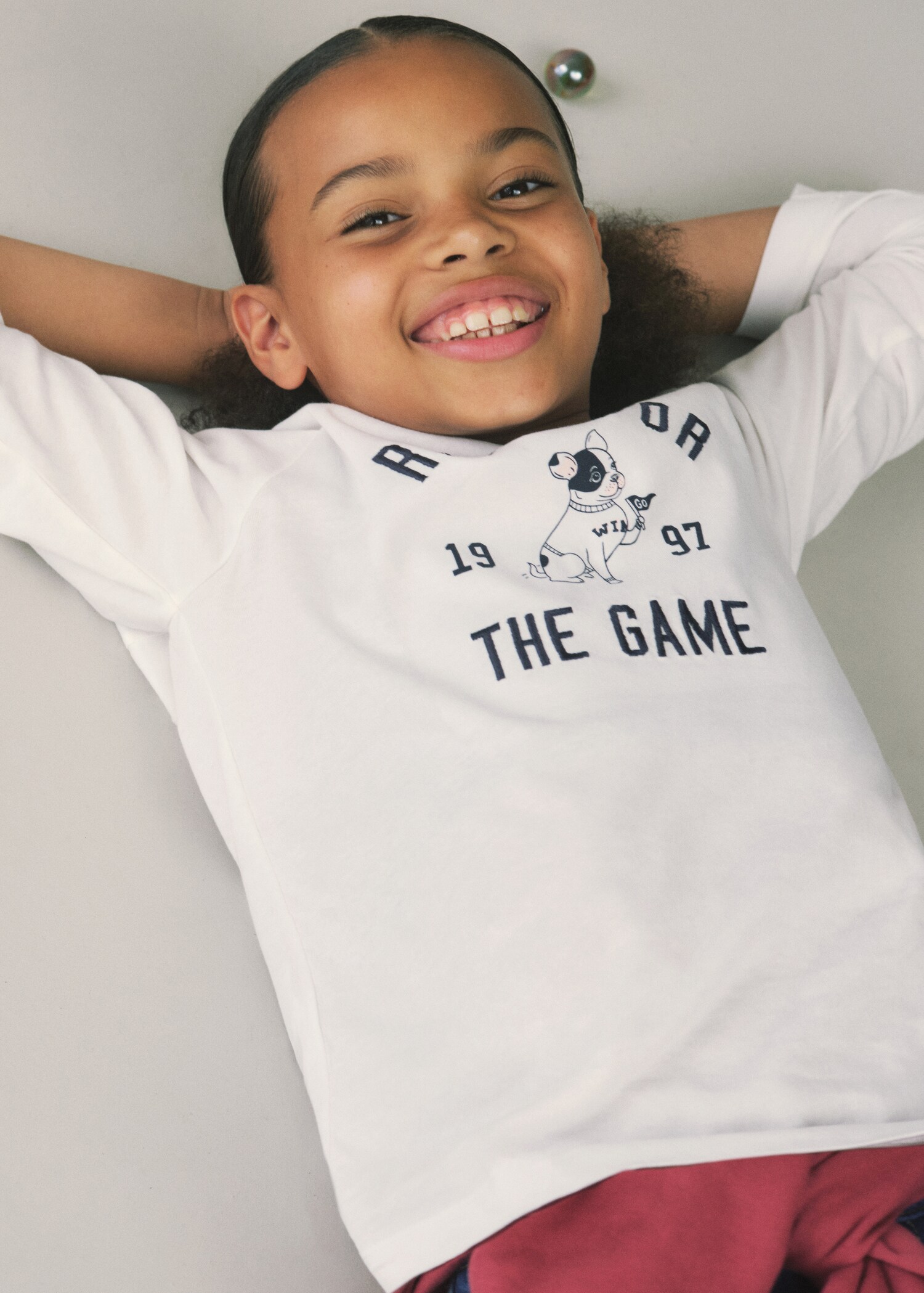 Long-sleeved t-shirt with message - Details of the article 5