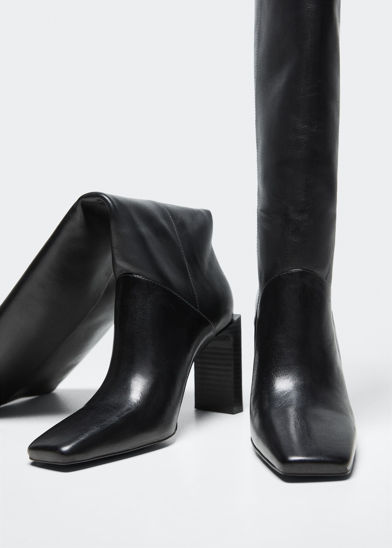 High heel boots - Details of the article 3