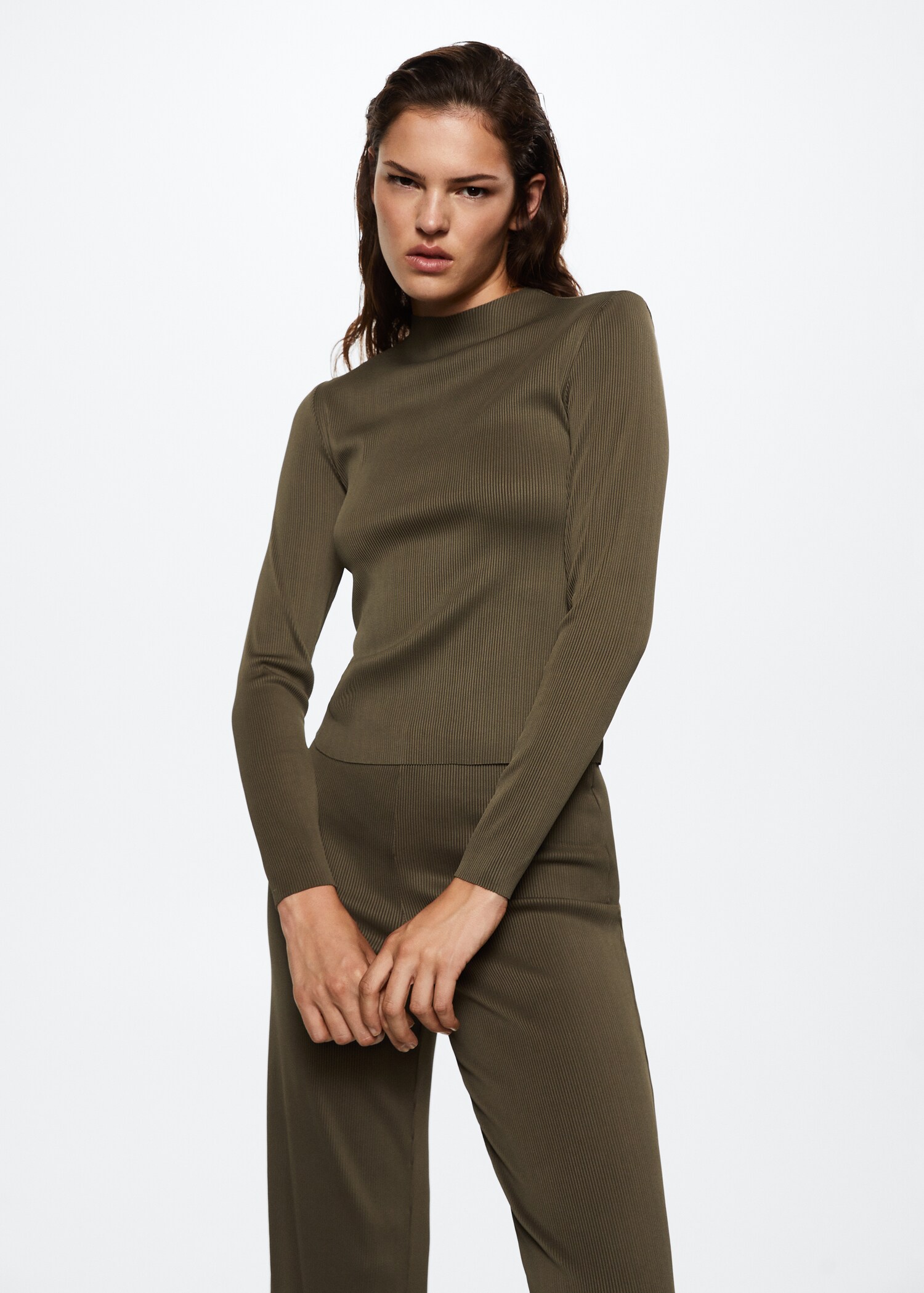 Pleated T-shirt - Medium plane