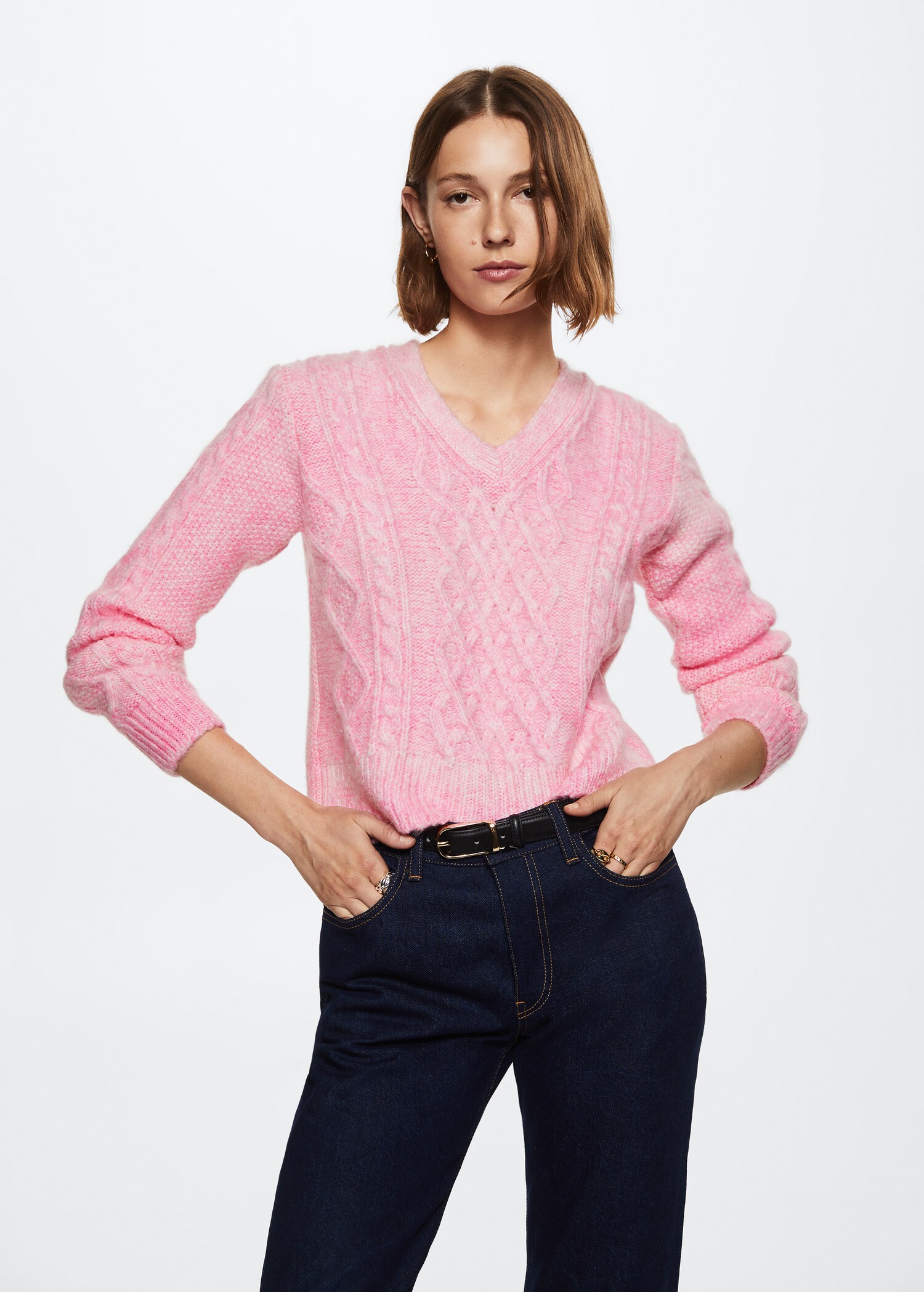 Knitted braided sweater - Medium plane
