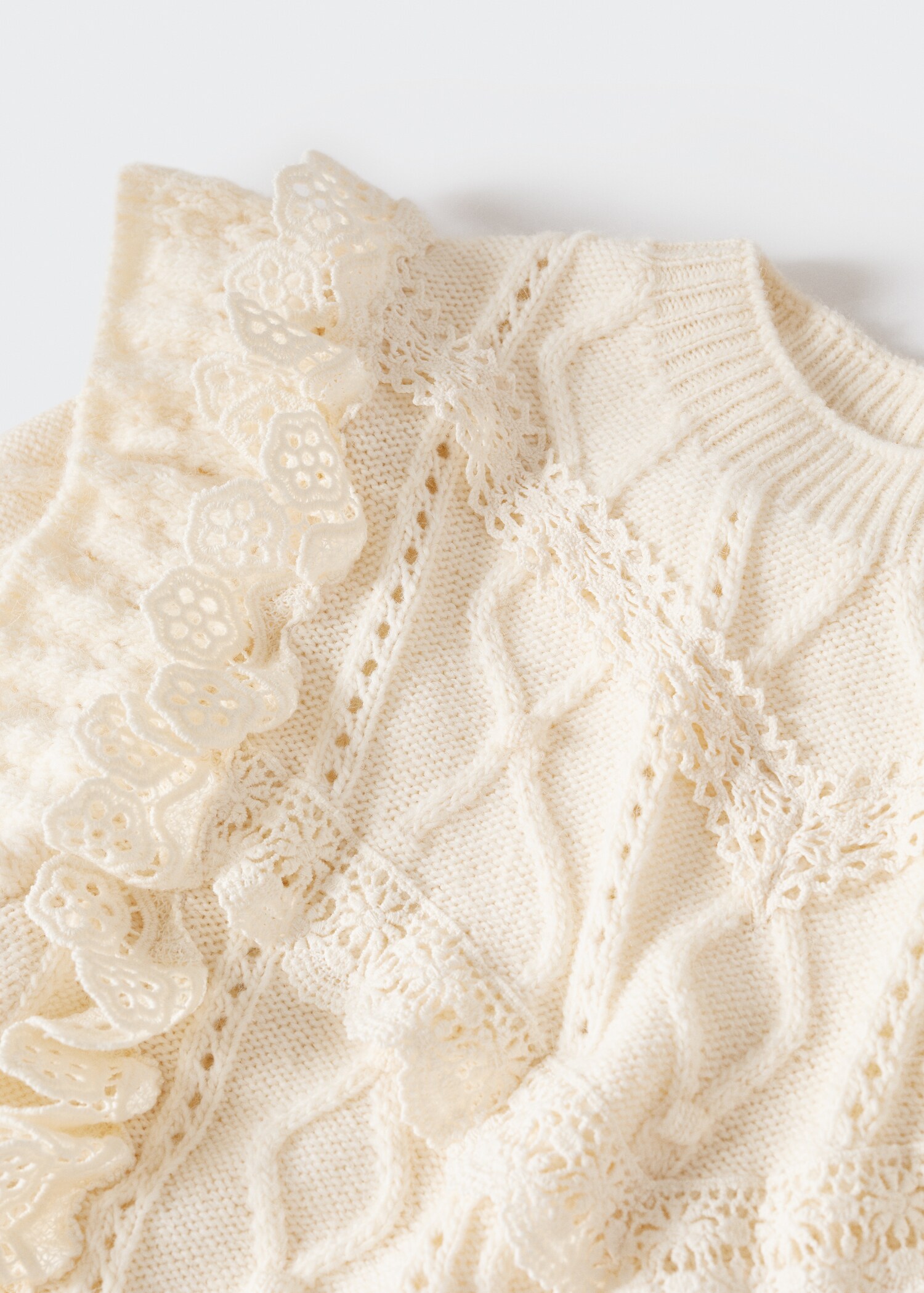 Pull-over ajouré à volants - Détail de l'article 8