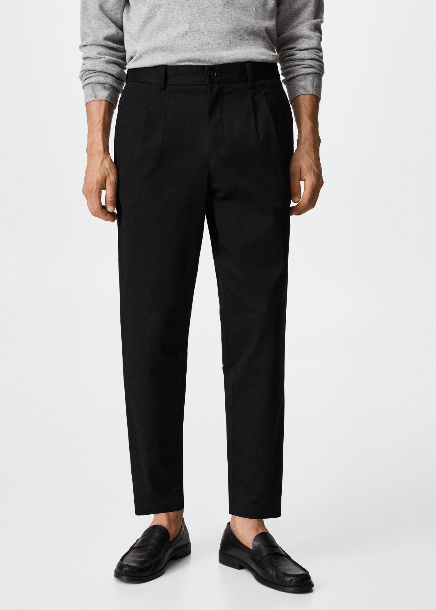 Regular-fit pleated trousers - Medium plane