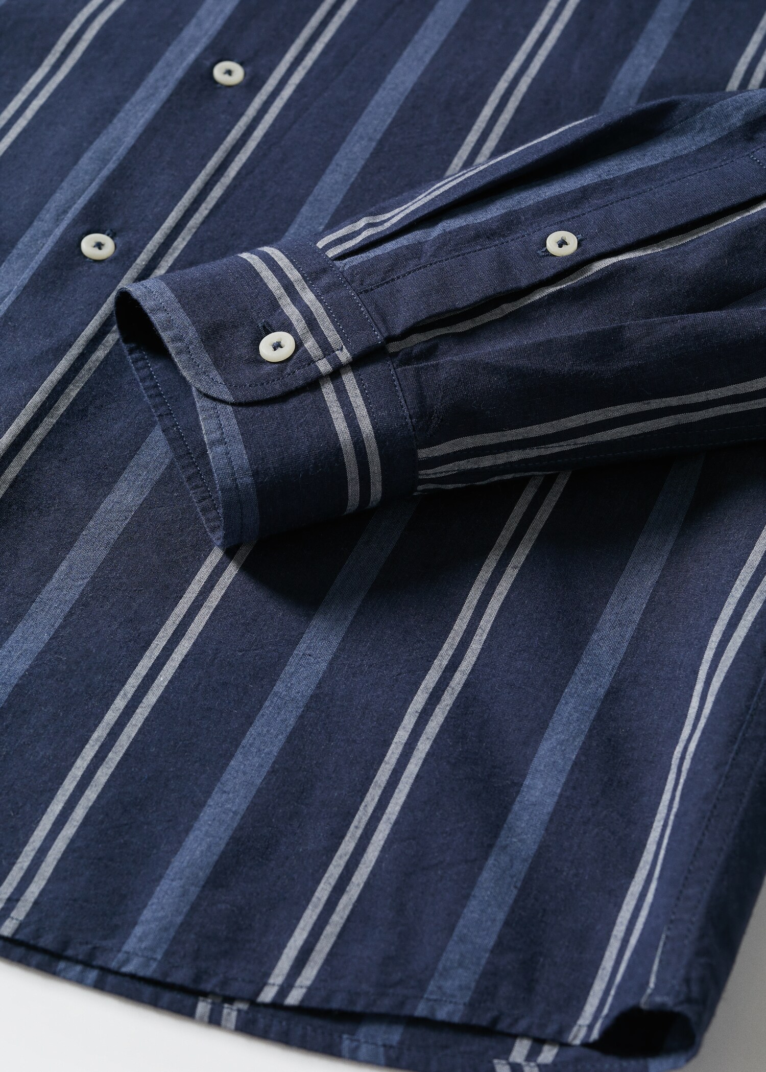 Striped cotton shirt - Details of the article 8