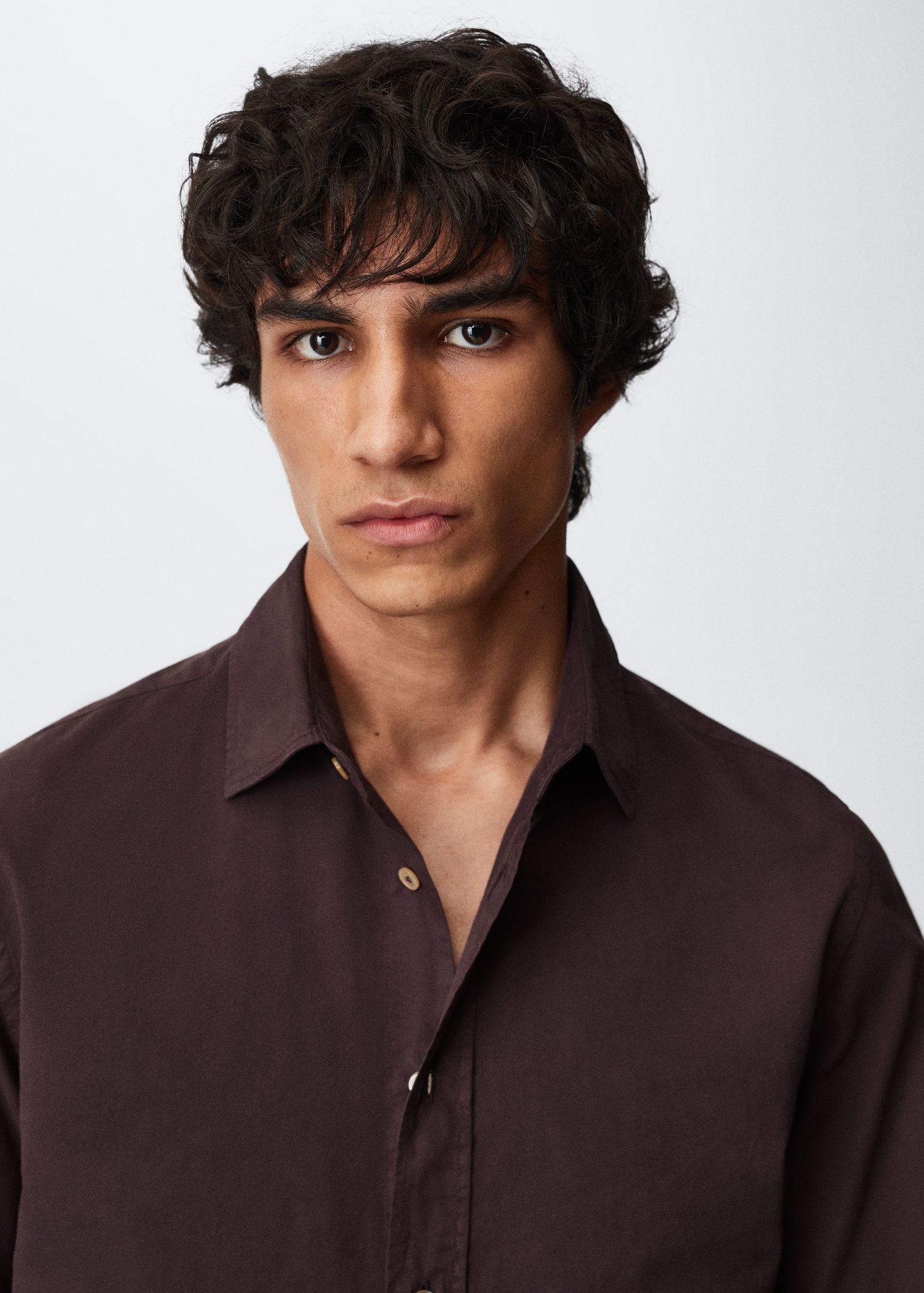 Slim fit cotton shirt - Details of the article 1