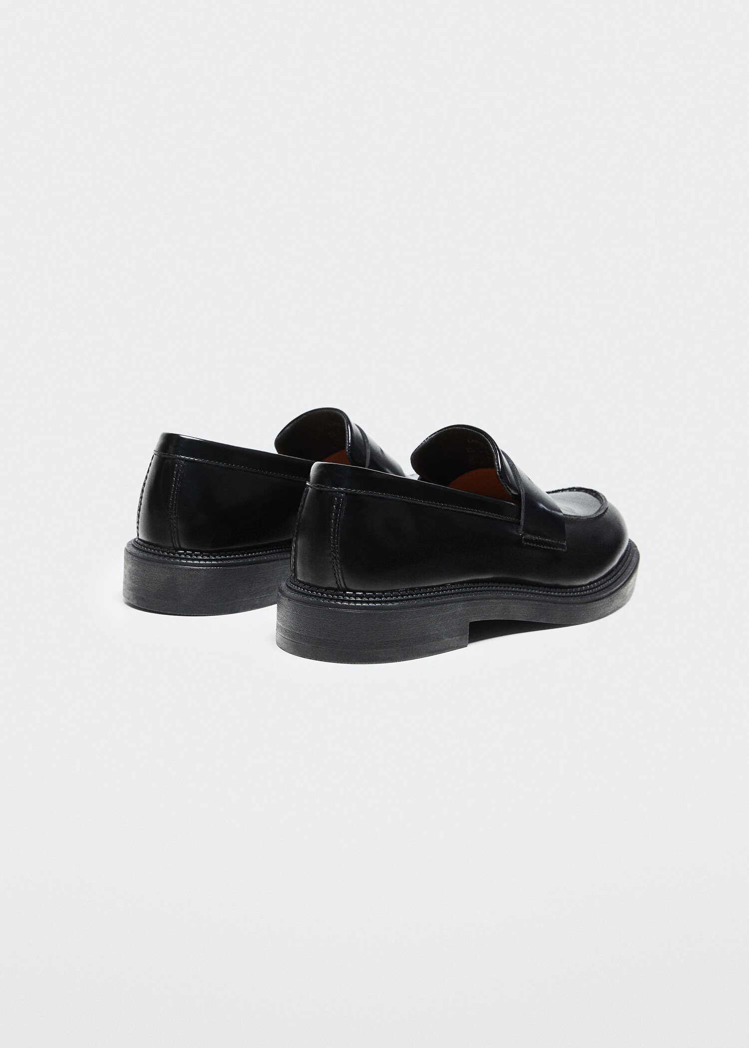 Fur patent loafers - Details of the article 2