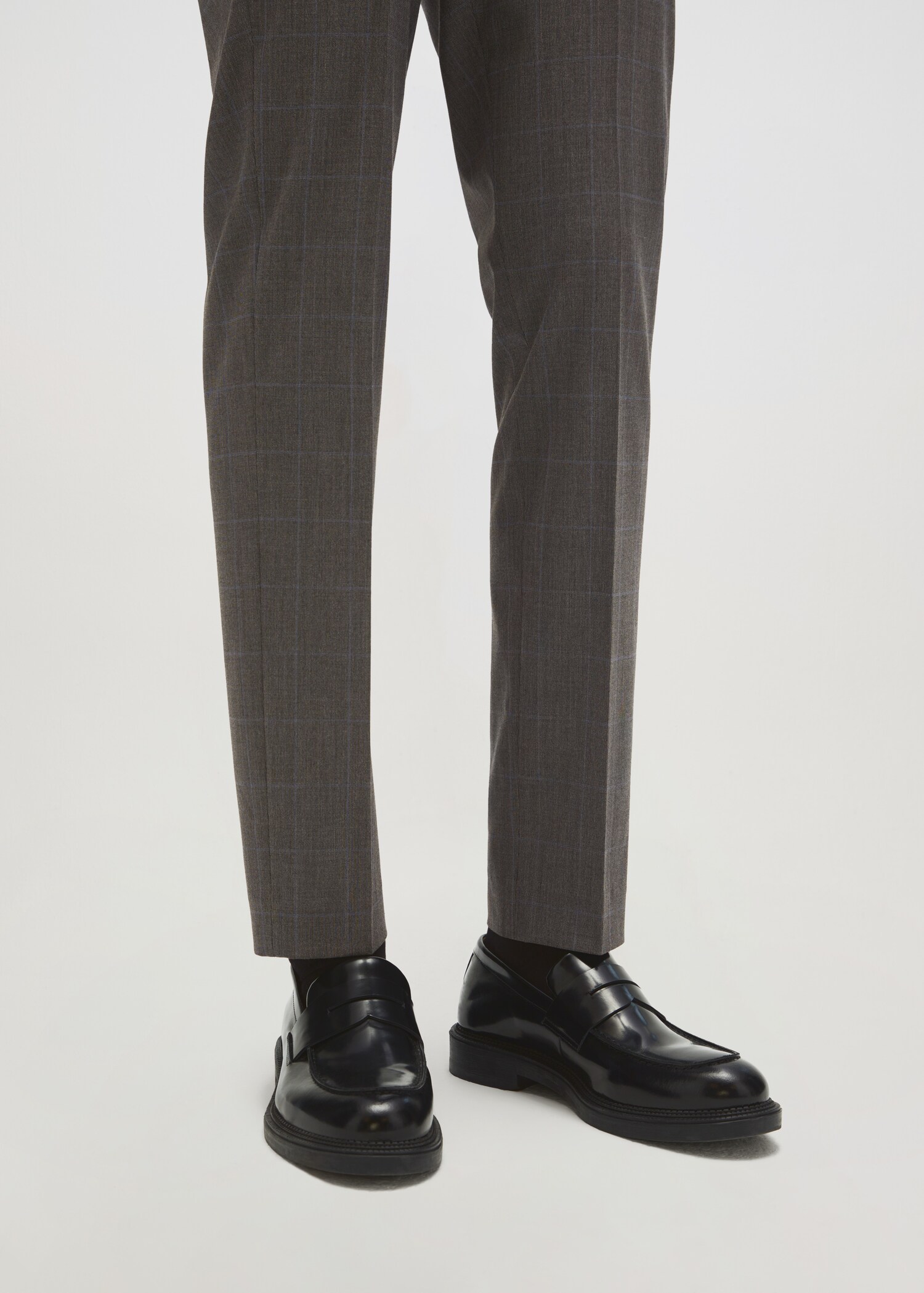 Fur patent loafers - Details of the article 7