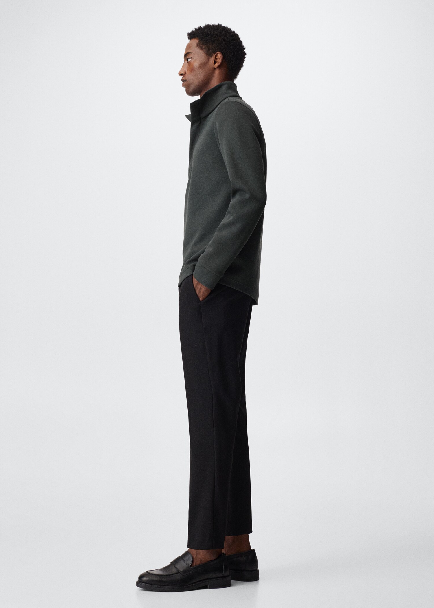Breathable zip-neck sweatshirt - Details of the article 2