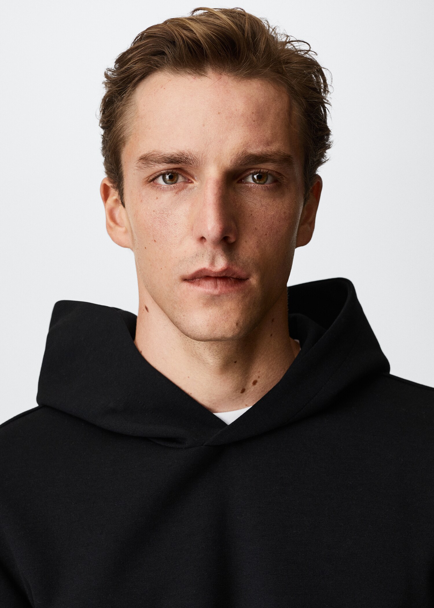 Hooded breathable sweatshirt - Details of the article 1