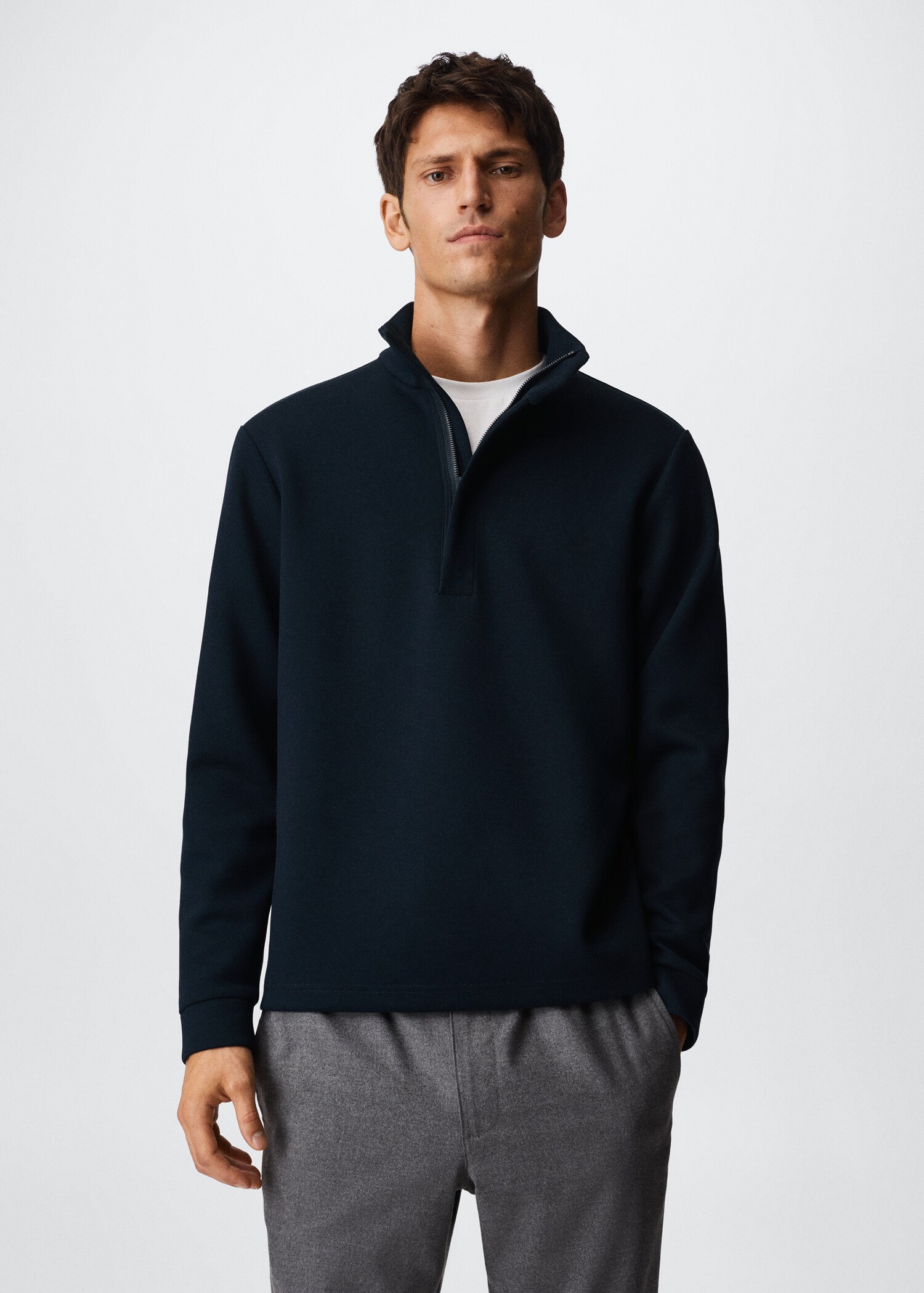 Breathable zip-neck sweatshirt - Medium plane