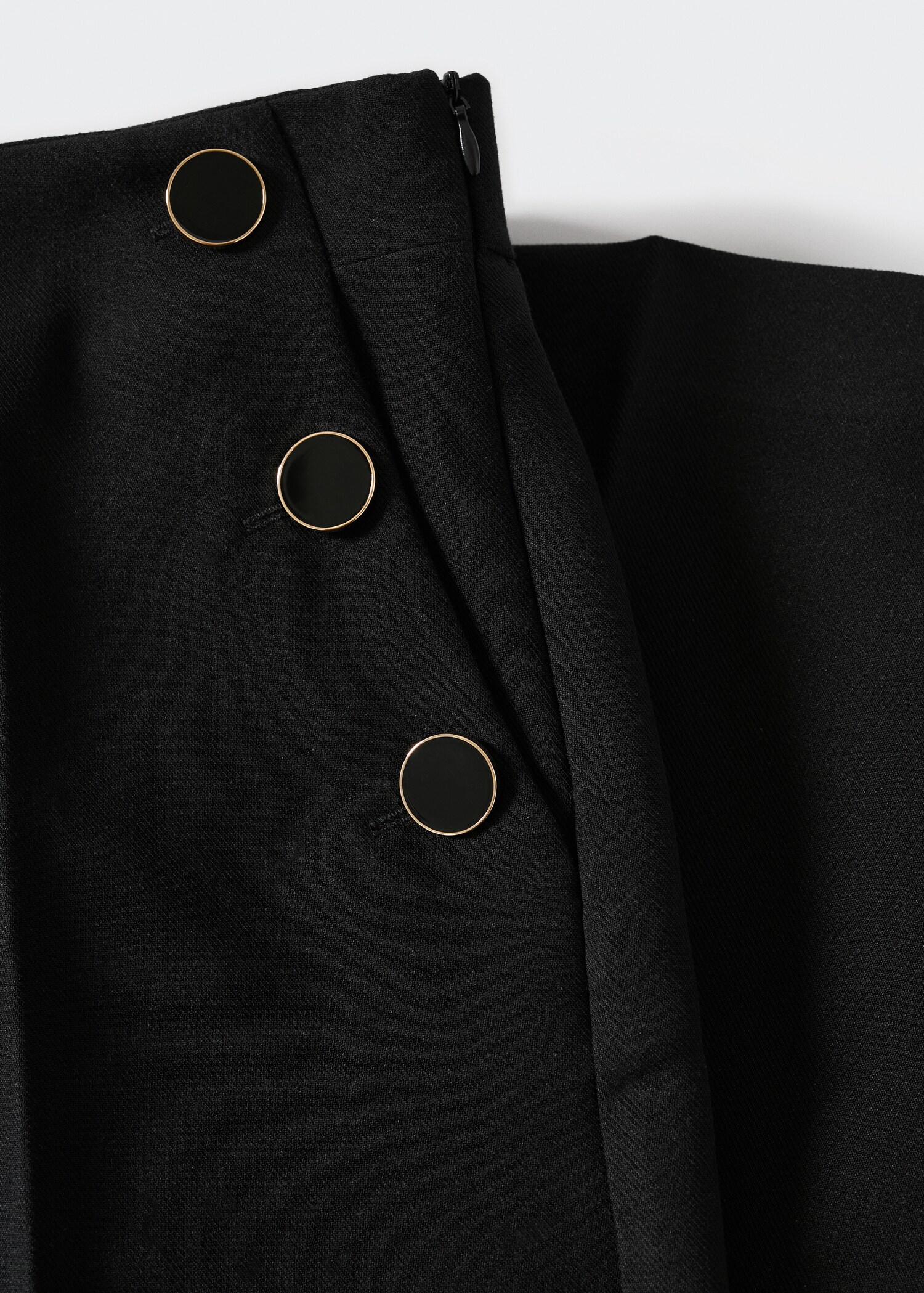 Cropped button trousers - Details of the article 8