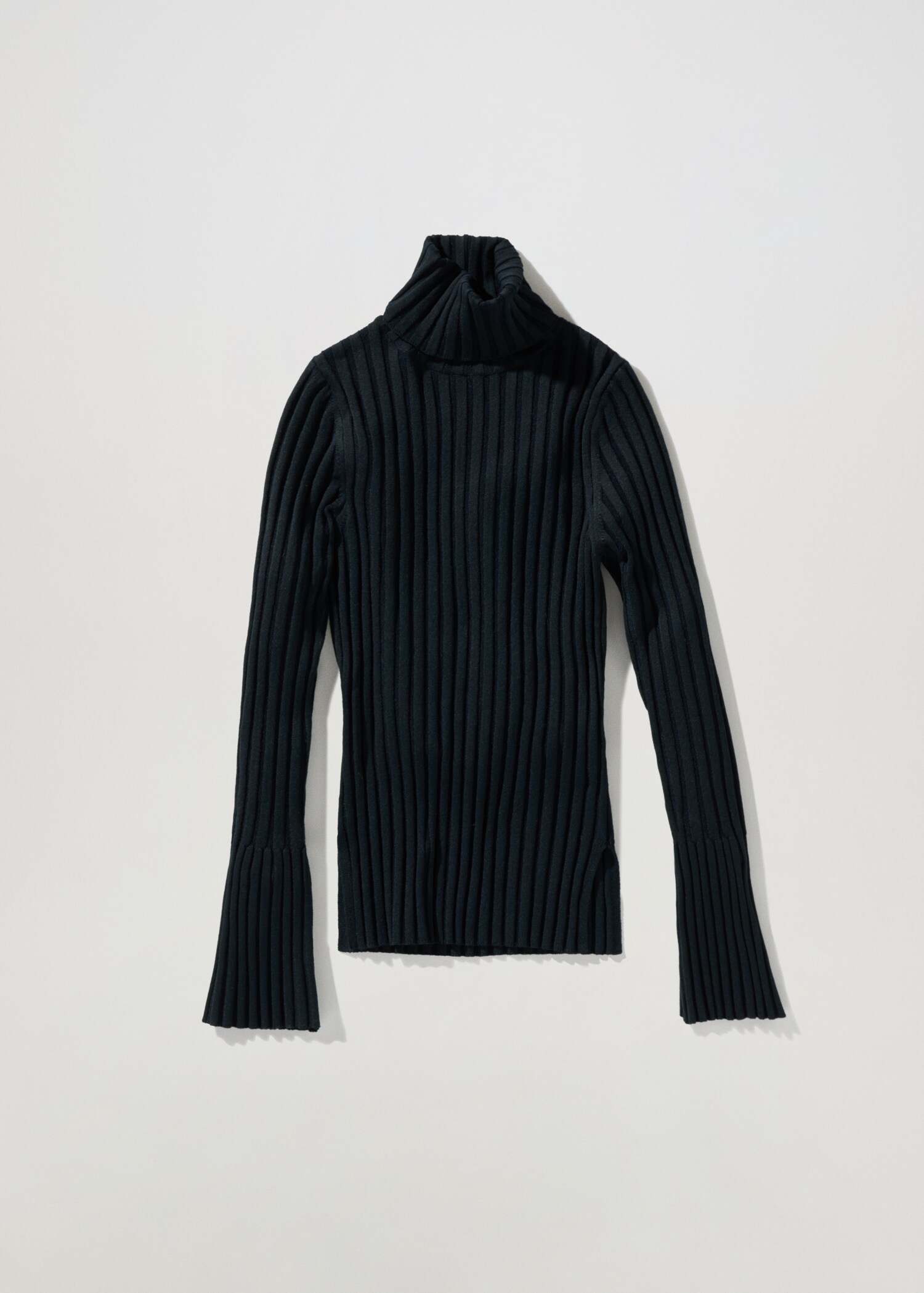 Jersey canalé cuello vuelto - Artículo sin modelo