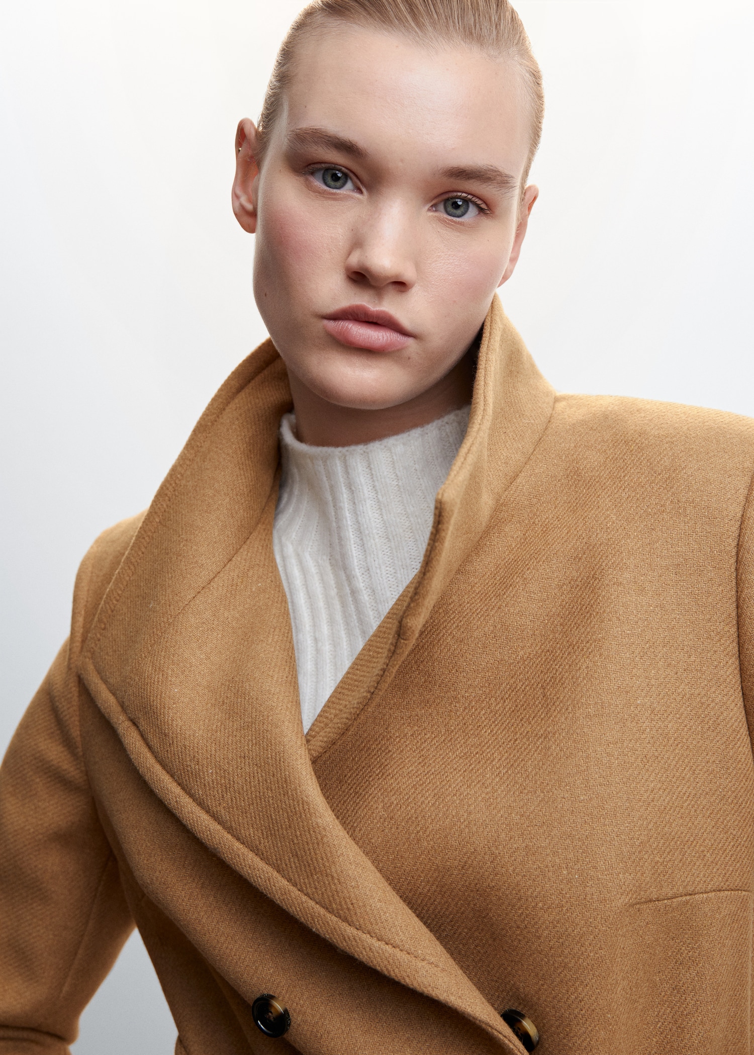 Woolen coat with belt - Details of the article 4