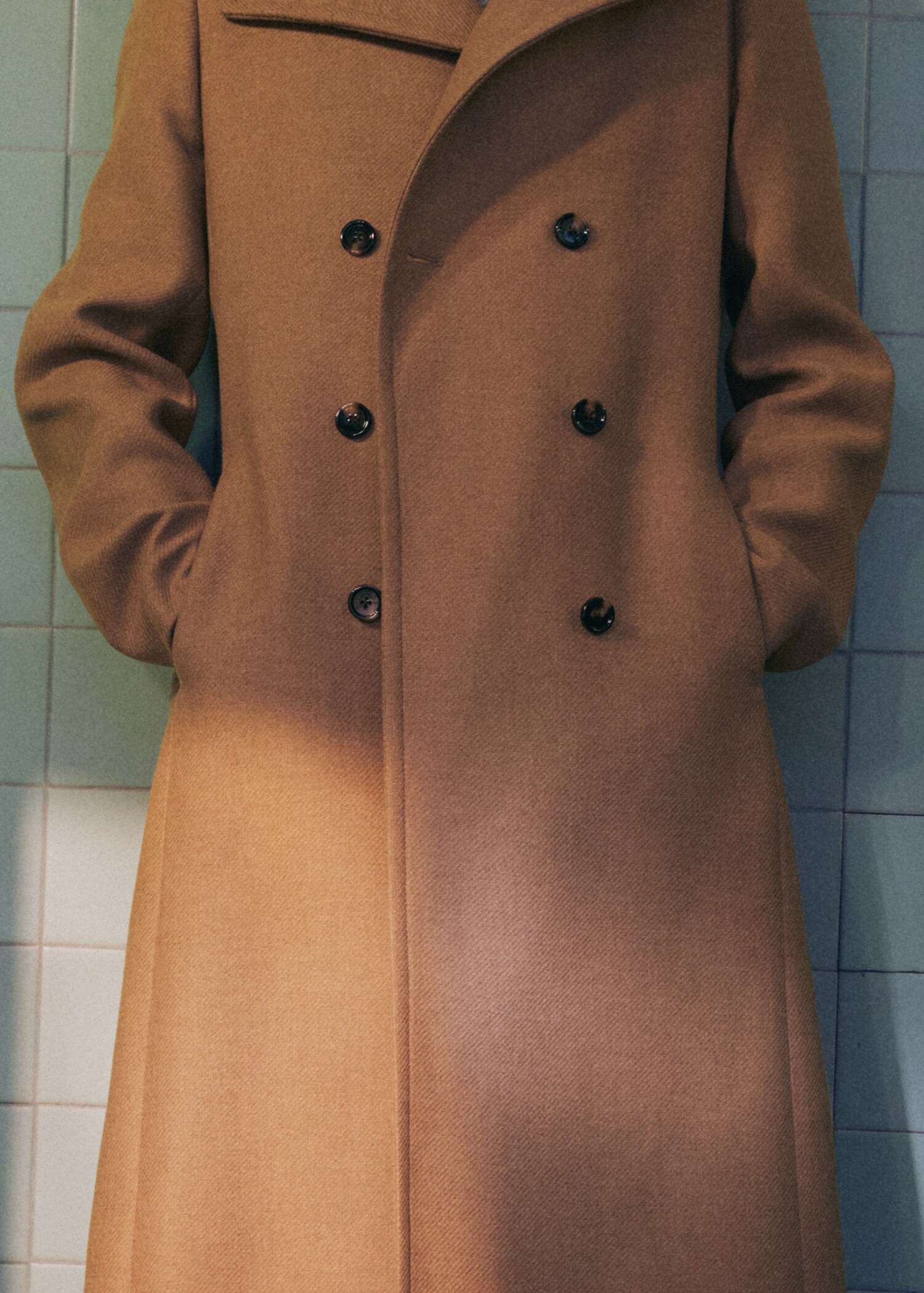 Woolen coat with belt - Details of the article 7