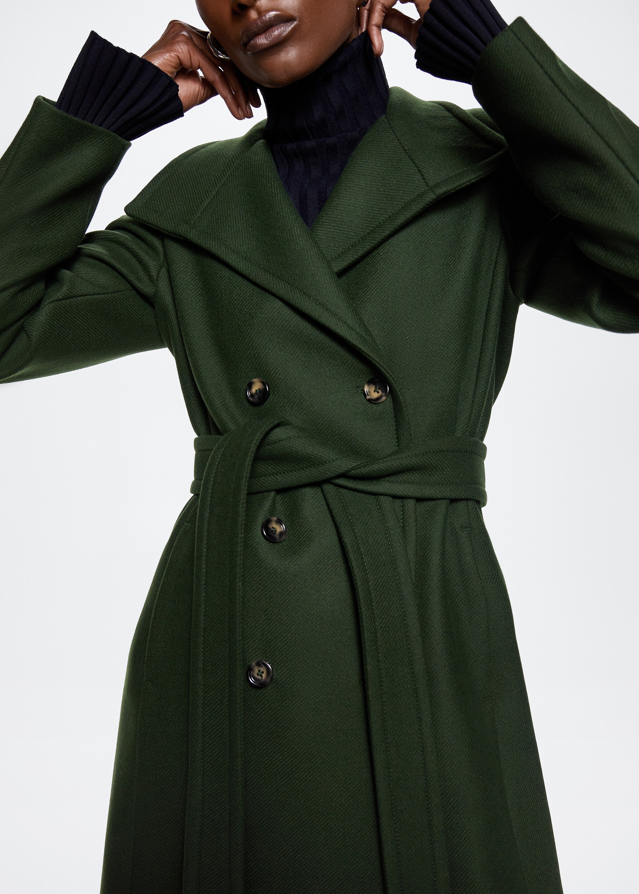 Woollen coat with belt - Details of the article 6