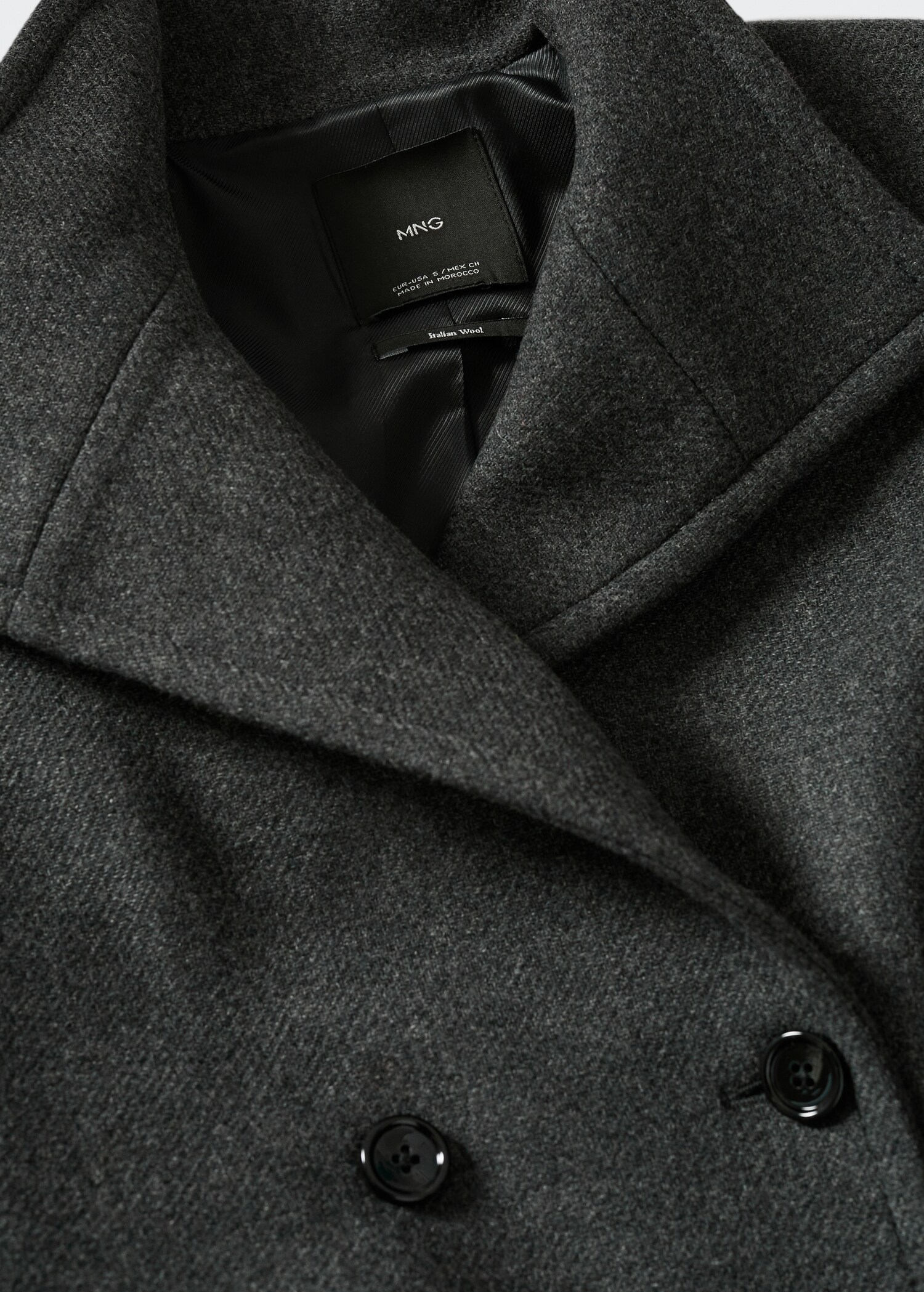 Woollen coat with belt - Details of the article 8