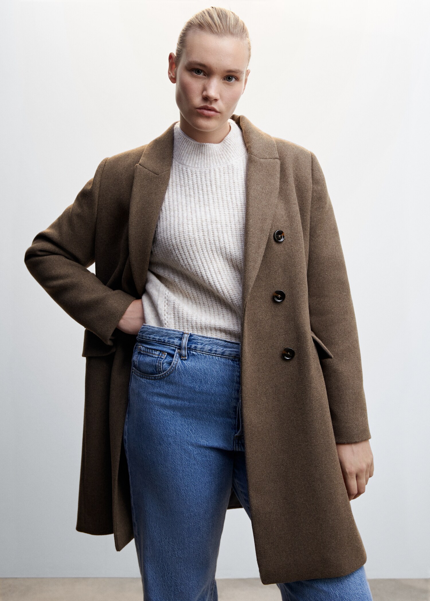 Wool double-breasted coat - Details of the article 5