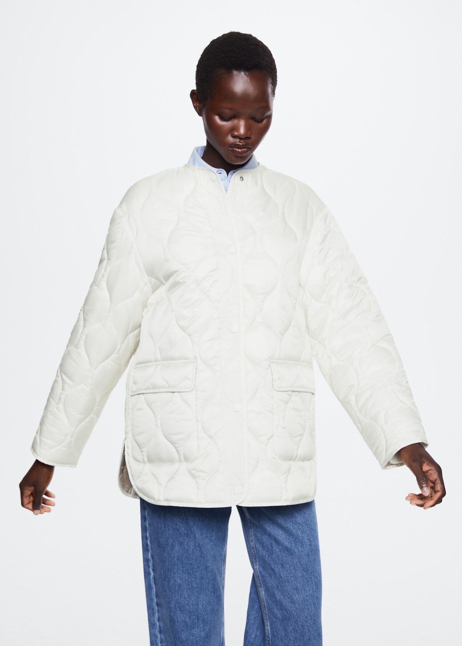 Anorak acolchado oversize - Plano medio