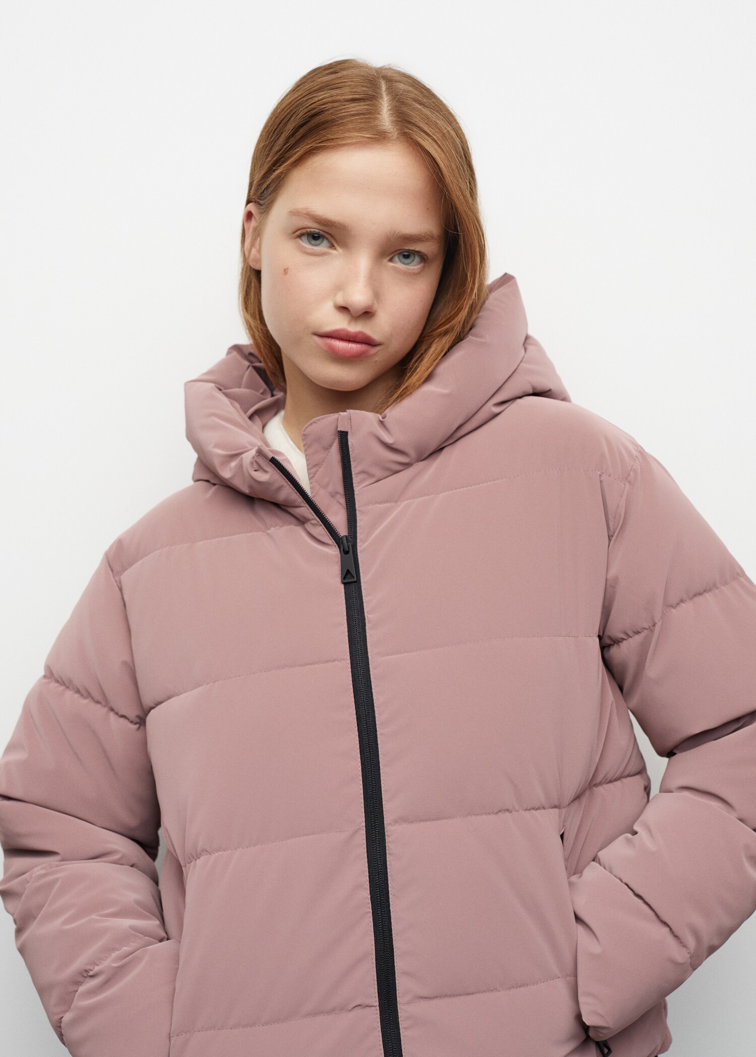 Side-zip quilted coat - Details of the article 1