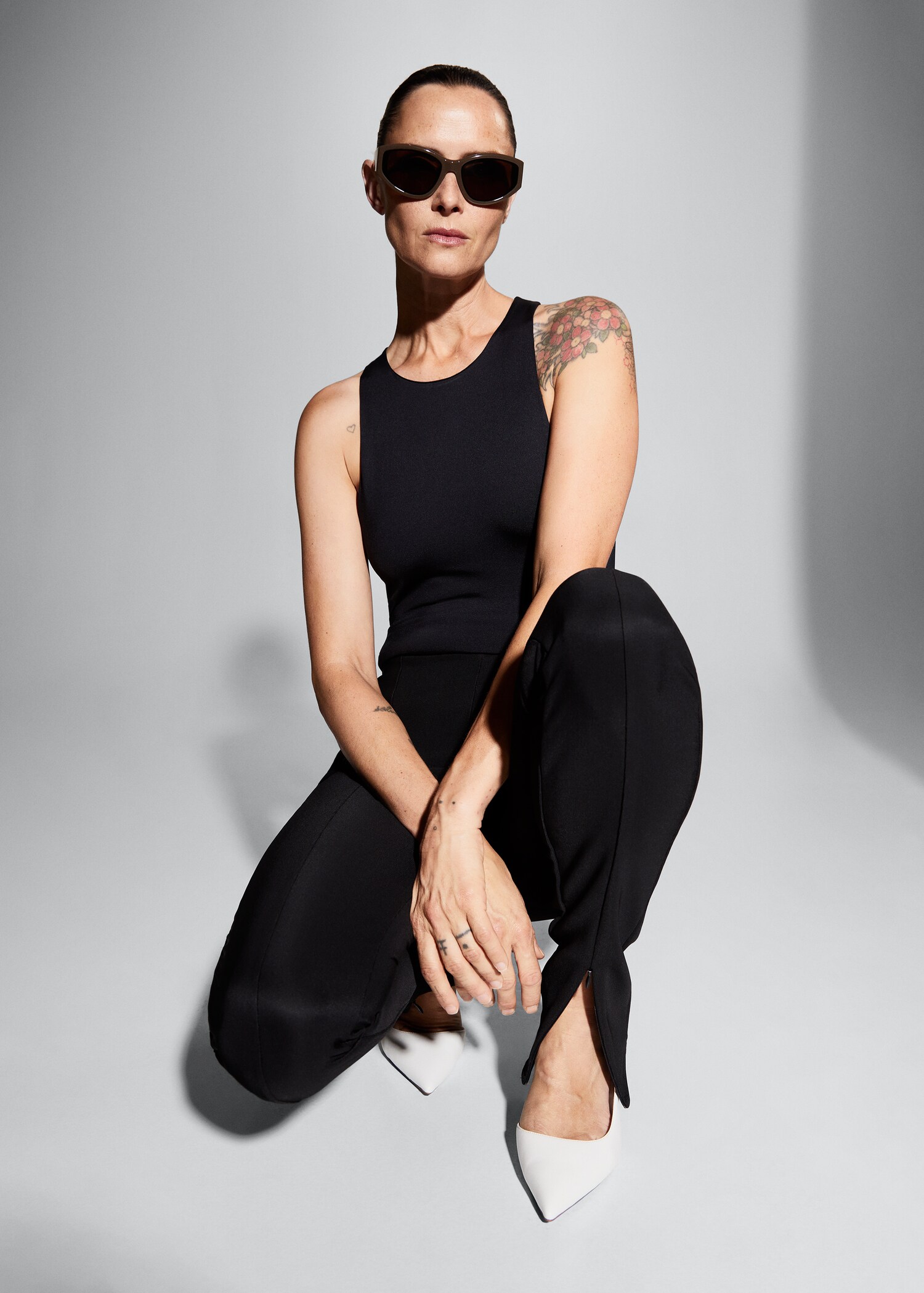 Slit hem leggings - Details of the article 2