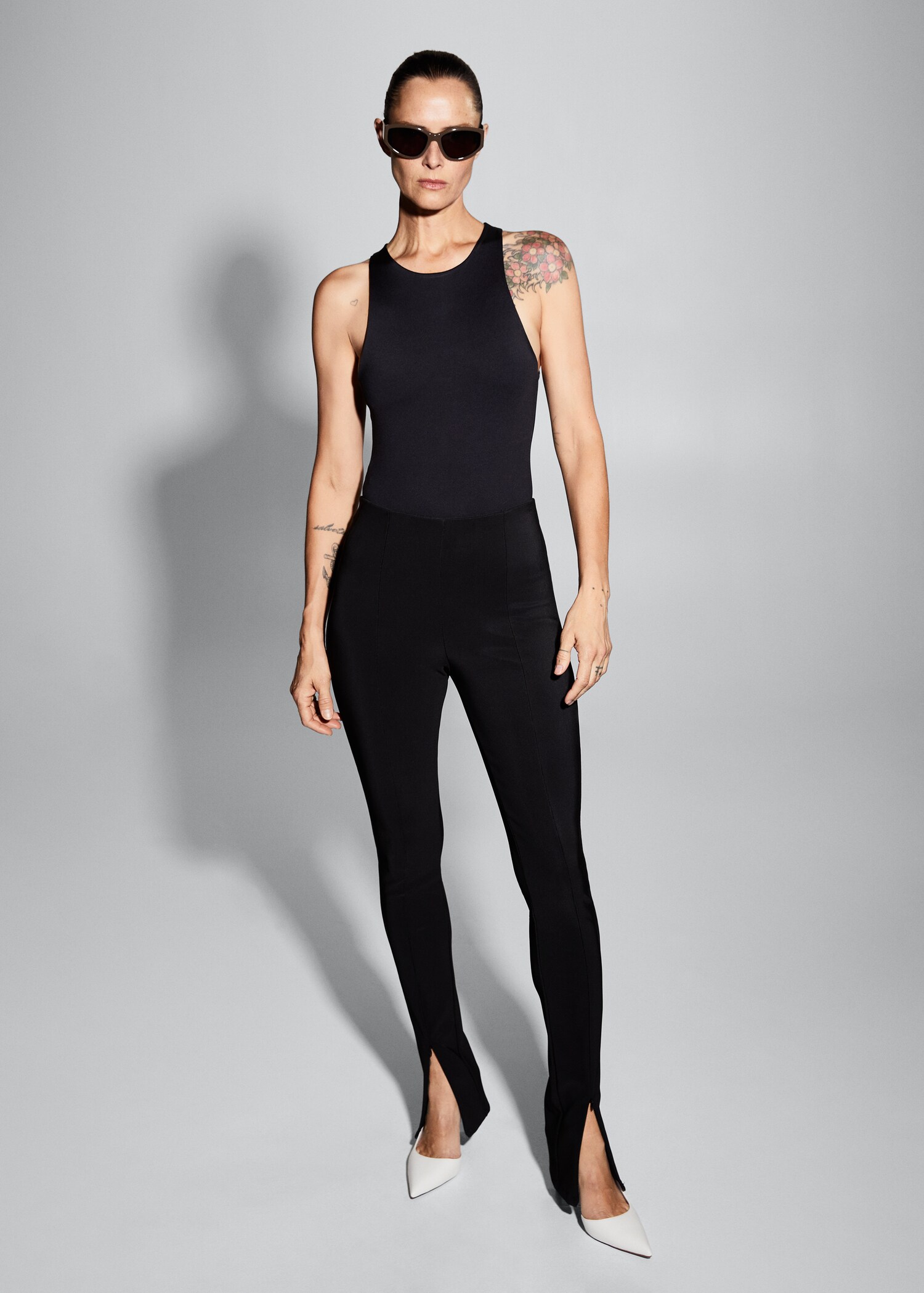 Slit hem leggings - Details of the article 6