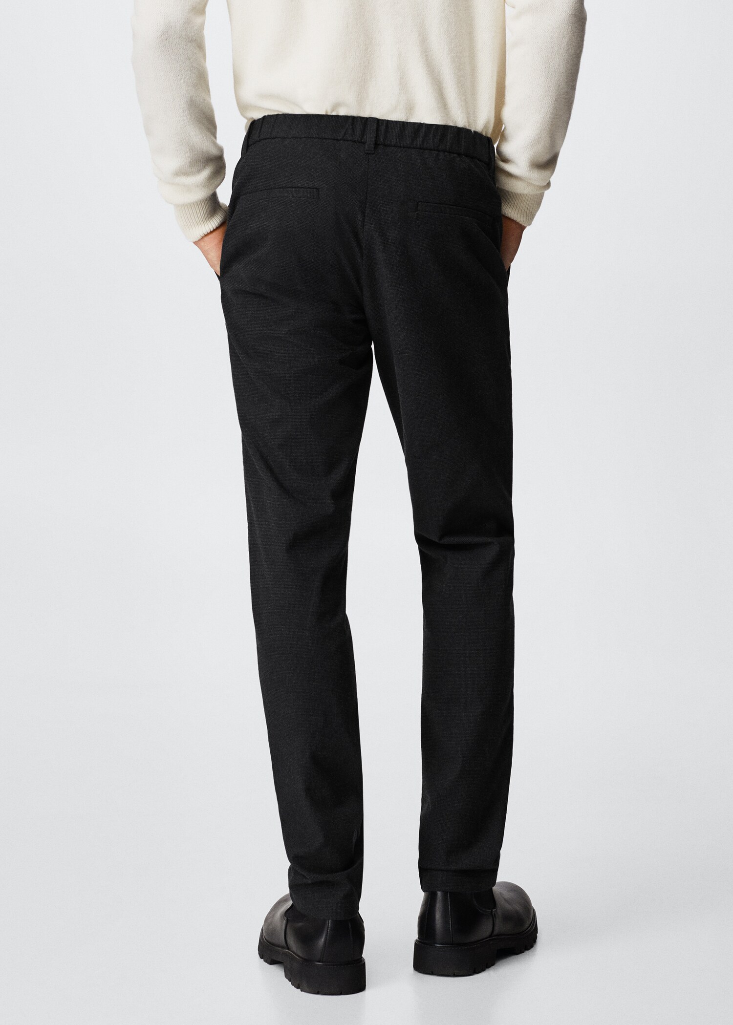 Calças slim fit de algodão - Verso do artigo