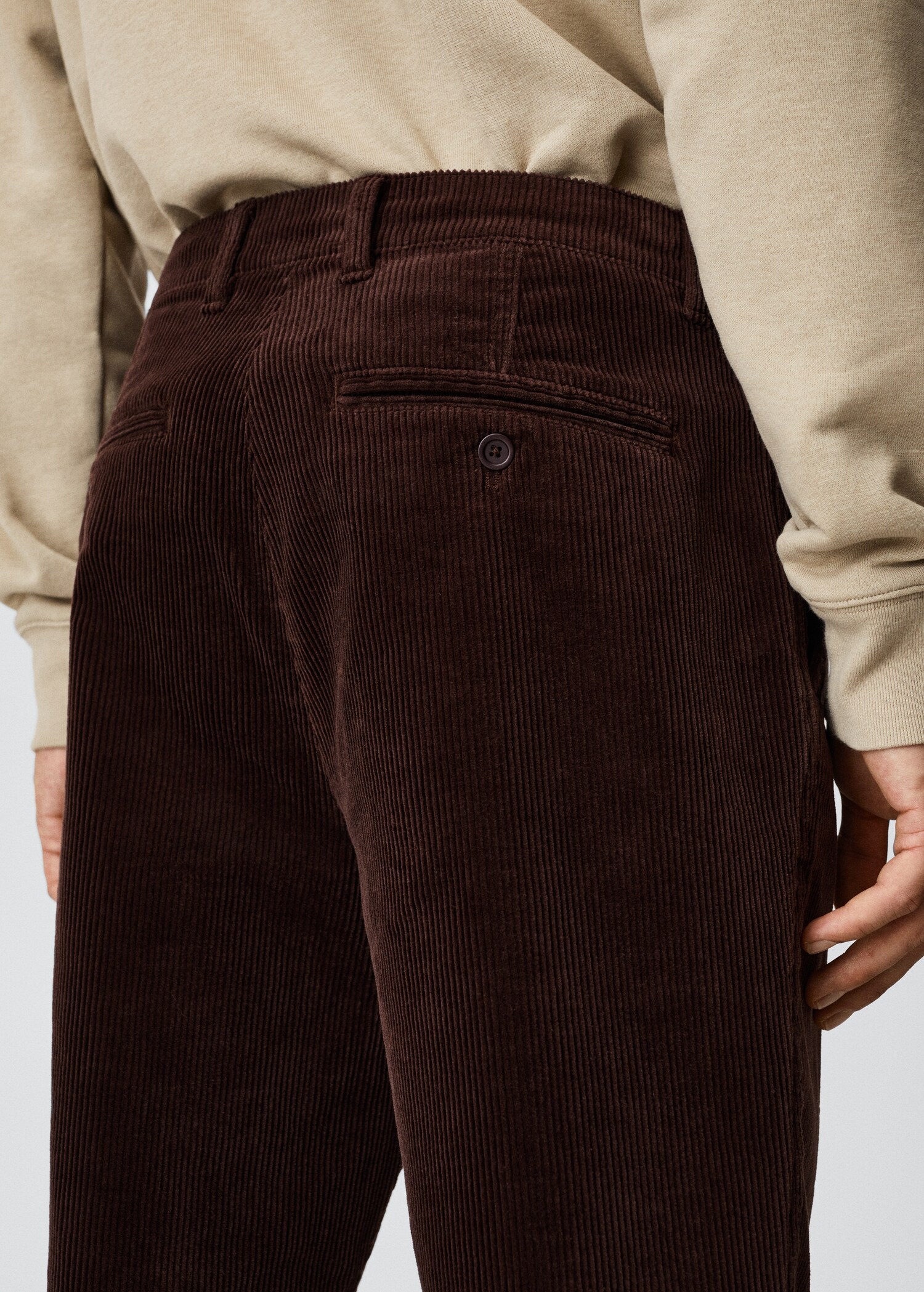 Corduroy jogger trousers - Details of the article 3
