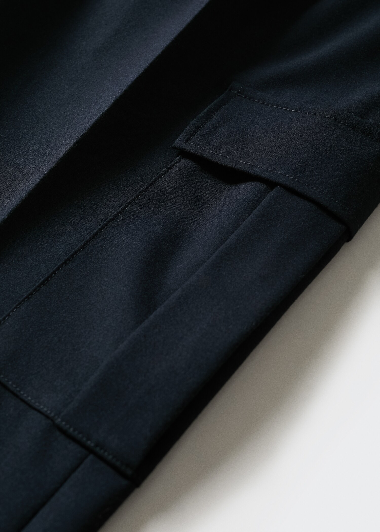 Cotton cargo trousers - Details of the article 8