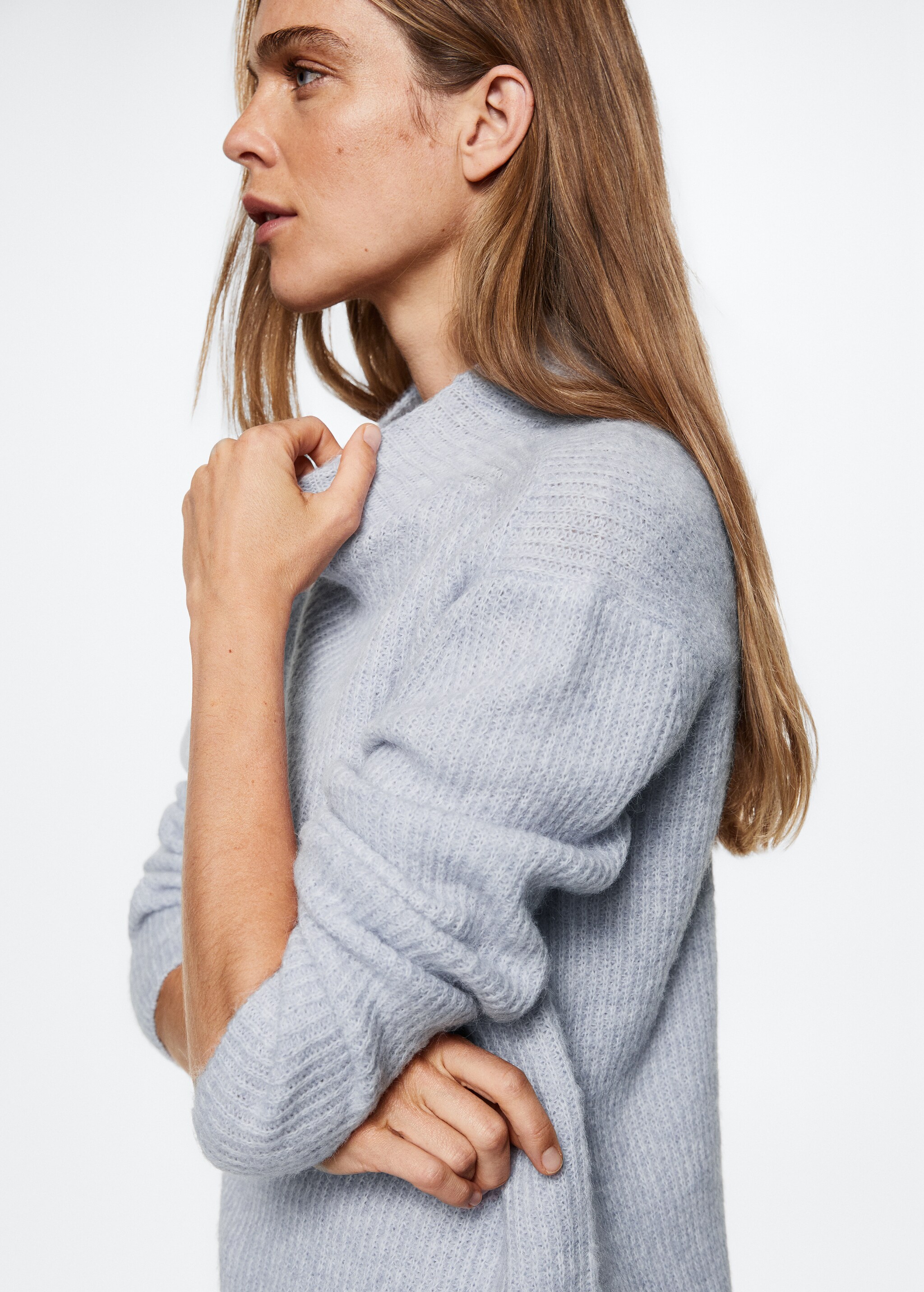 High collar sweater - Details of the article 4