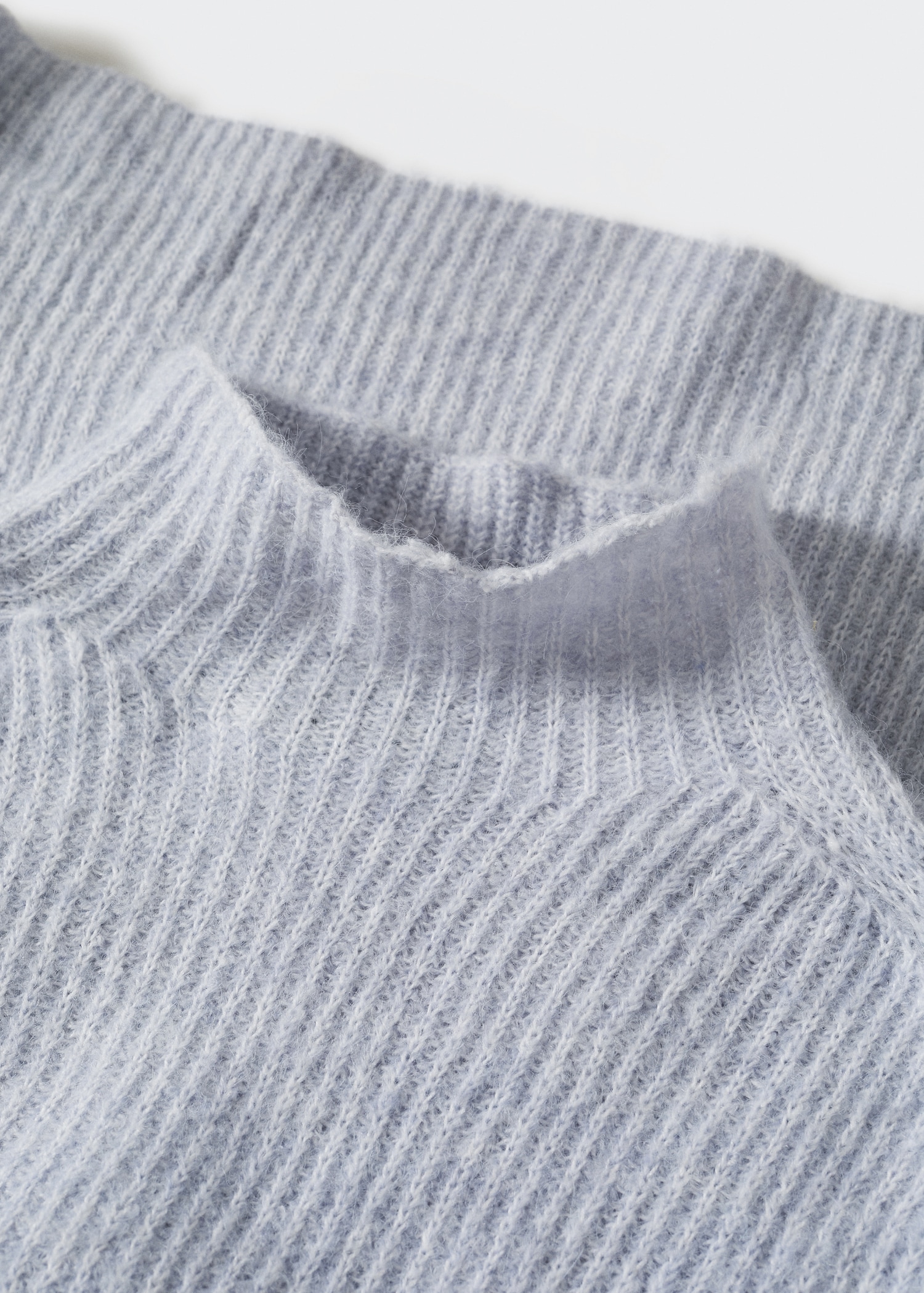 High collar sweater - Details of the article 8