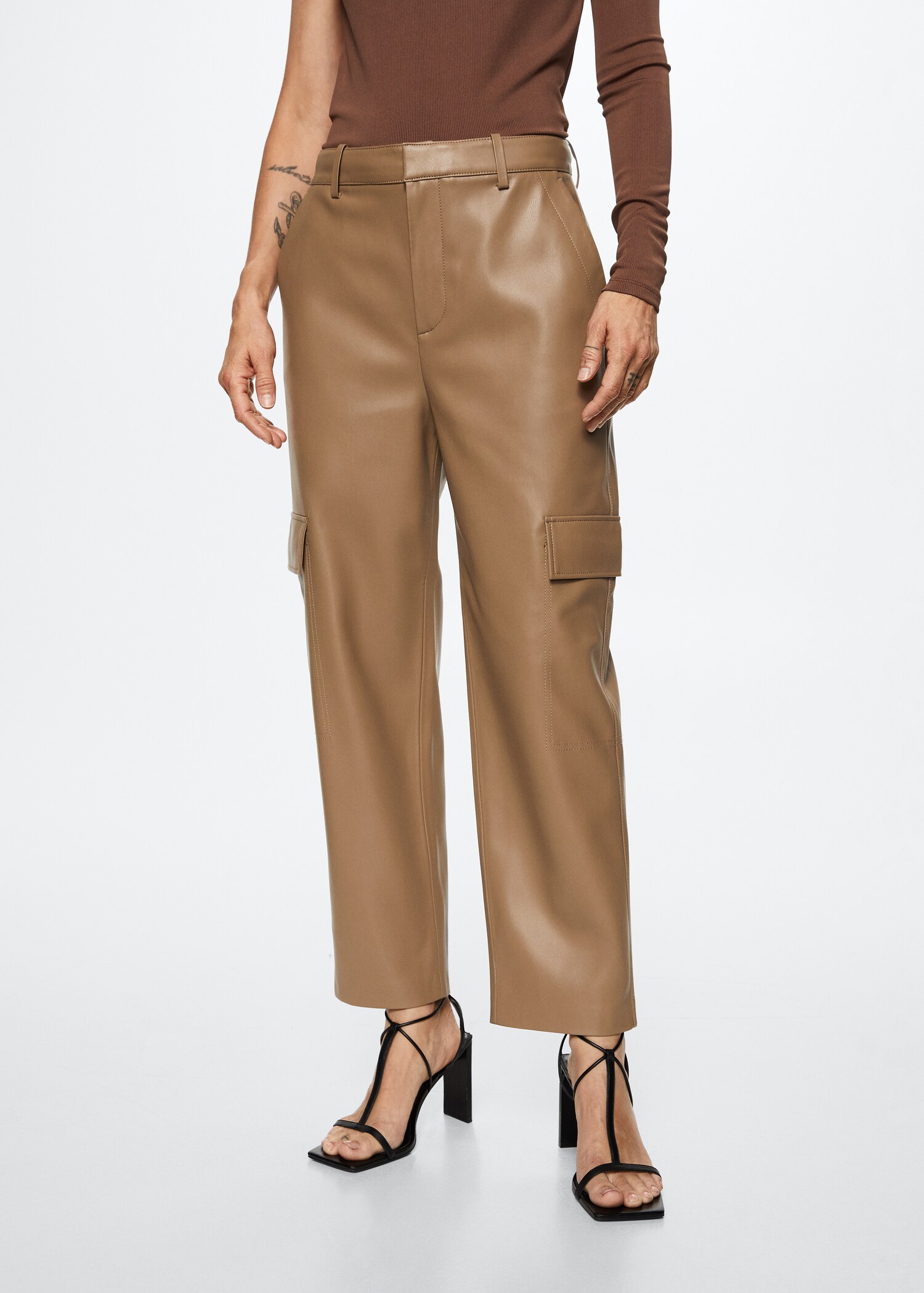 Pantalon cargo similicuir - Plan moyen