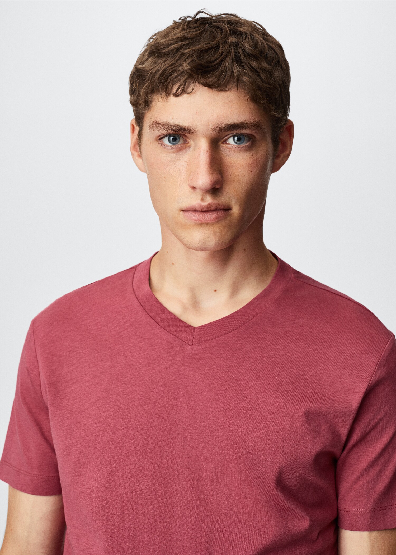 Sustainable cotton basic T-shirt - Details of the article 1