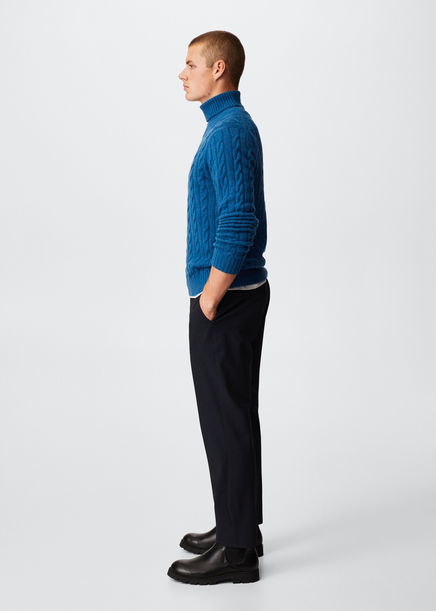 Cable-knit wool-blend sweater - Details of the article 1