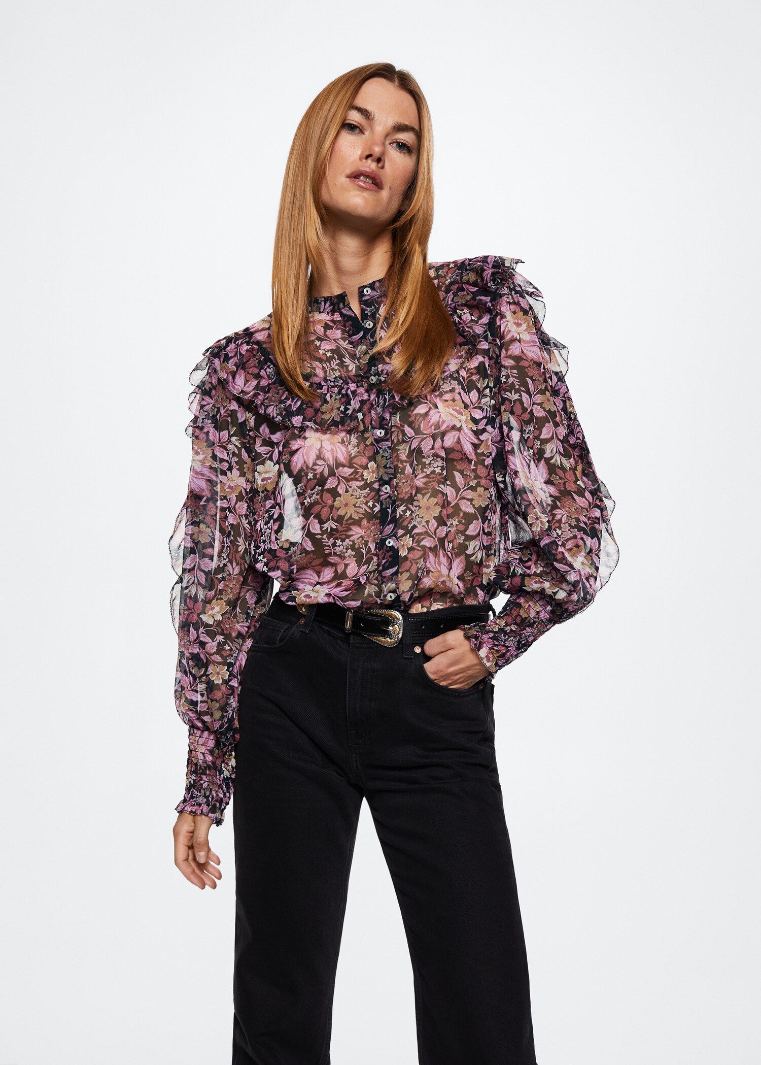 Blusa floral volantes - Plano medio