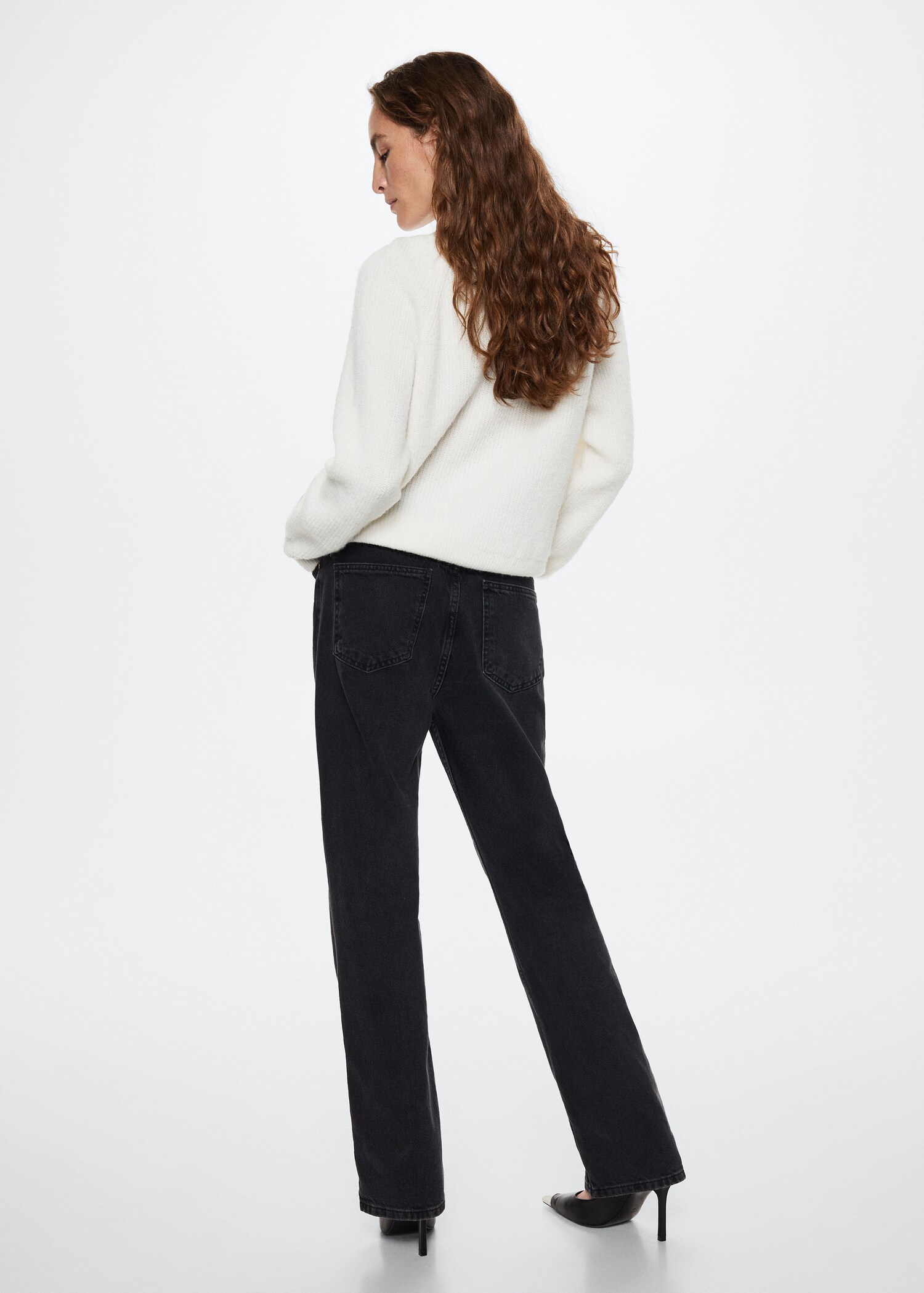 V-neck knit sweater - Reverse of the article