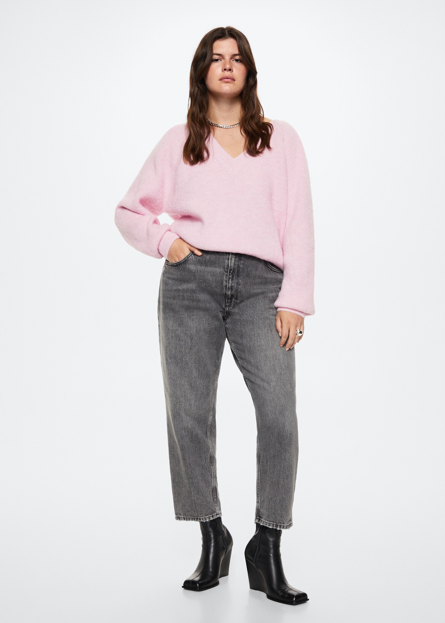 V-neck knit sweater - Details of the article 3