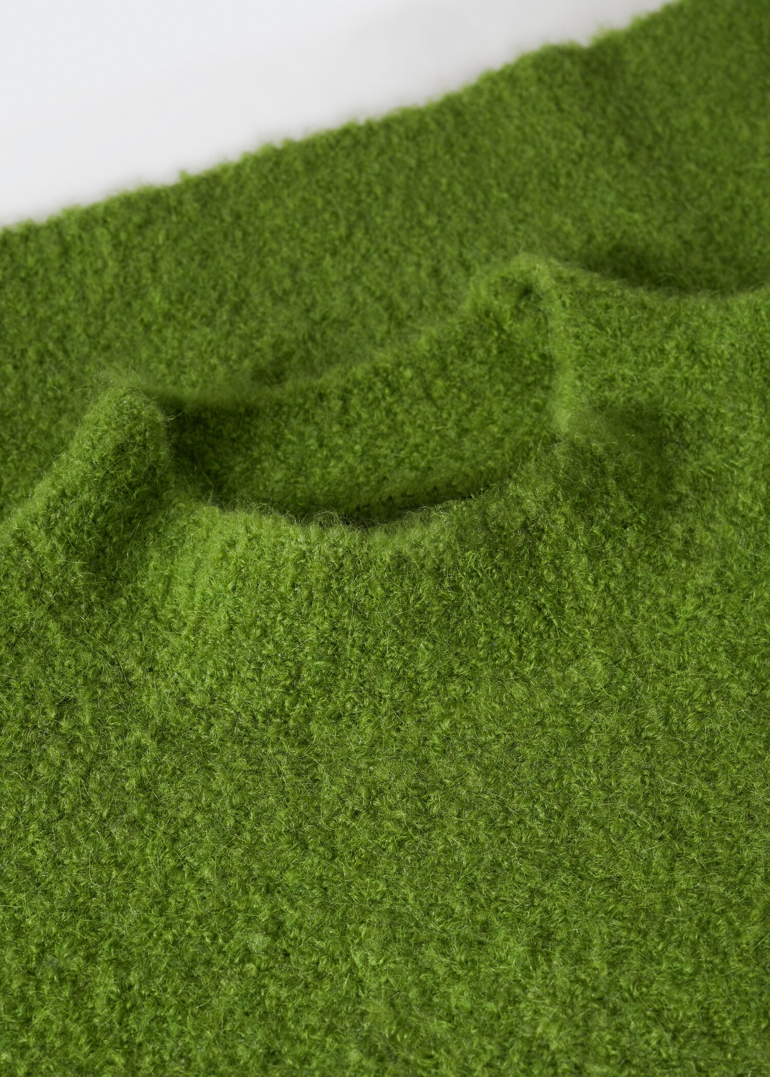 Bouclé sweater - Details of the article 8