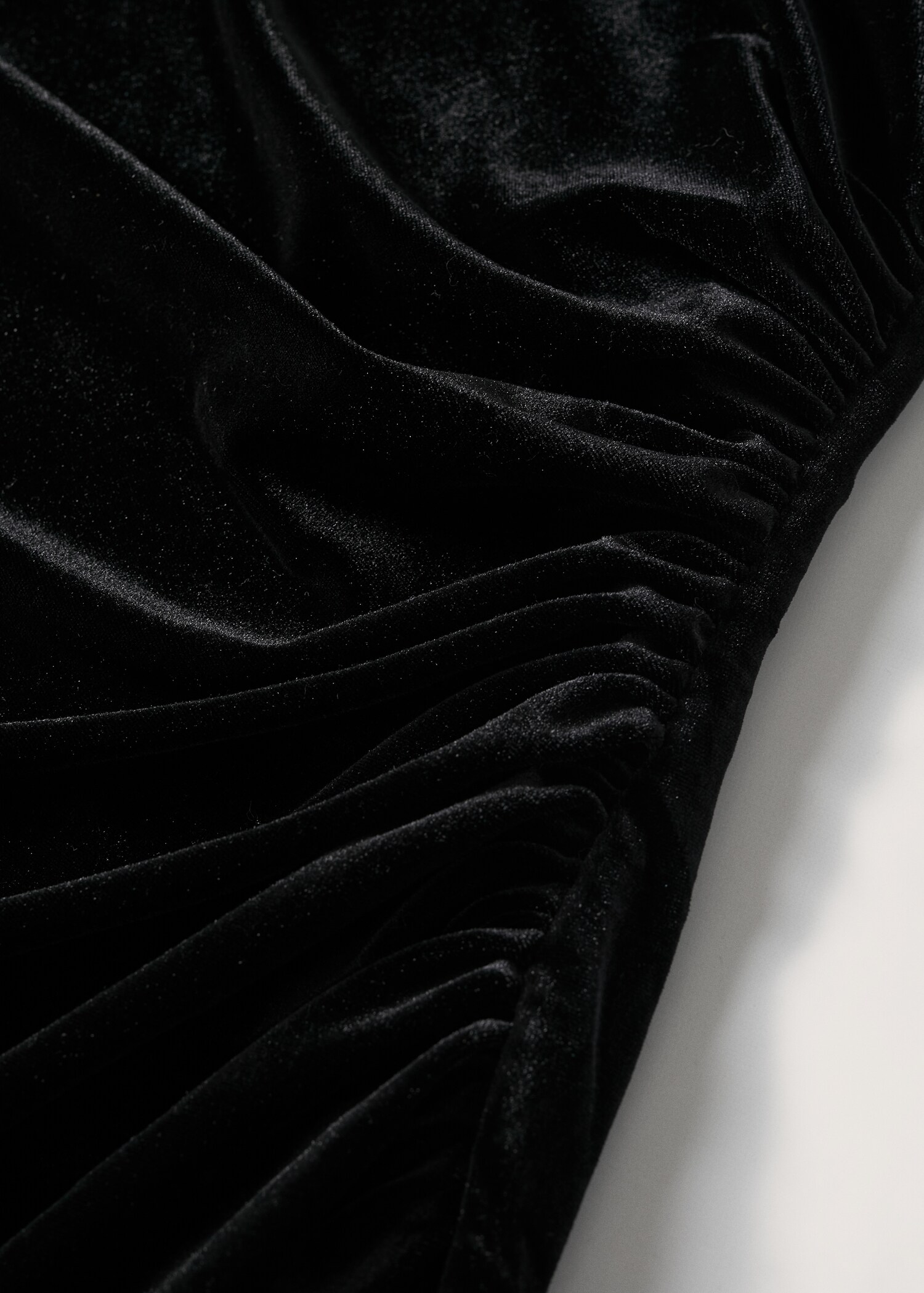 Asymmetric velvet dress - Details of the article 8