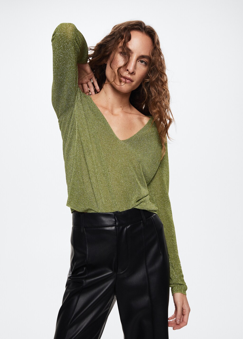 Pull over Lurex col V Femme MANGO Nouvelle Caledonie