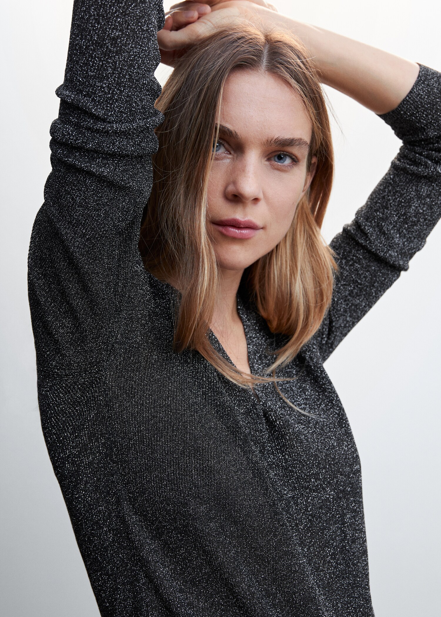 V-neck lurex sweater - Details of the article 1