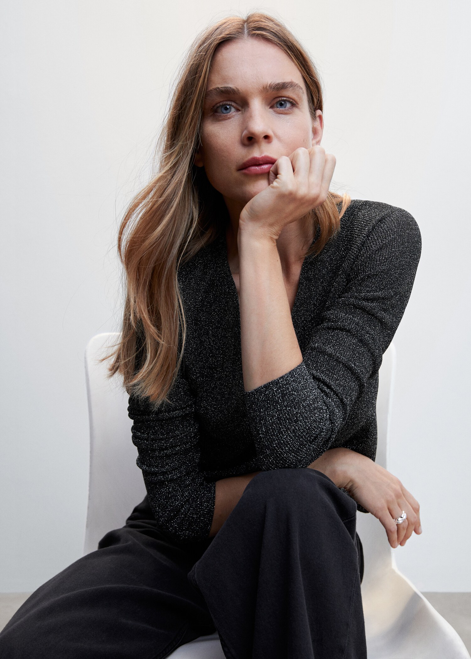 V-neck lurex sweater - Details of the article 2