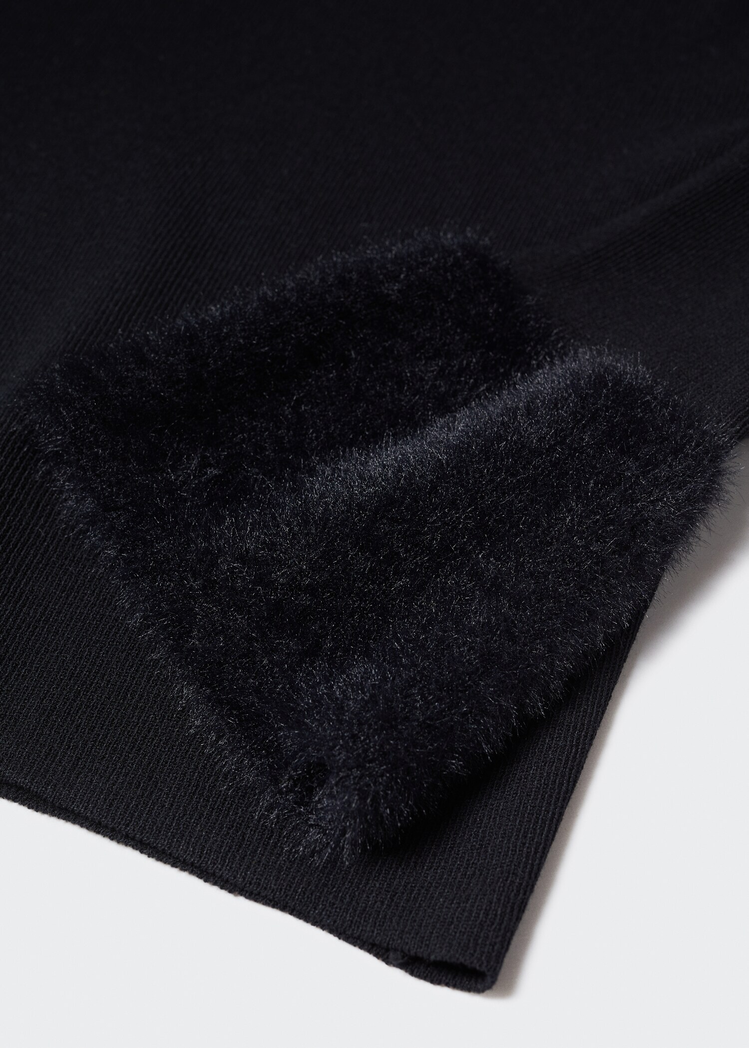 Pull-over manches fausse fourrure - Détail de l'article 8