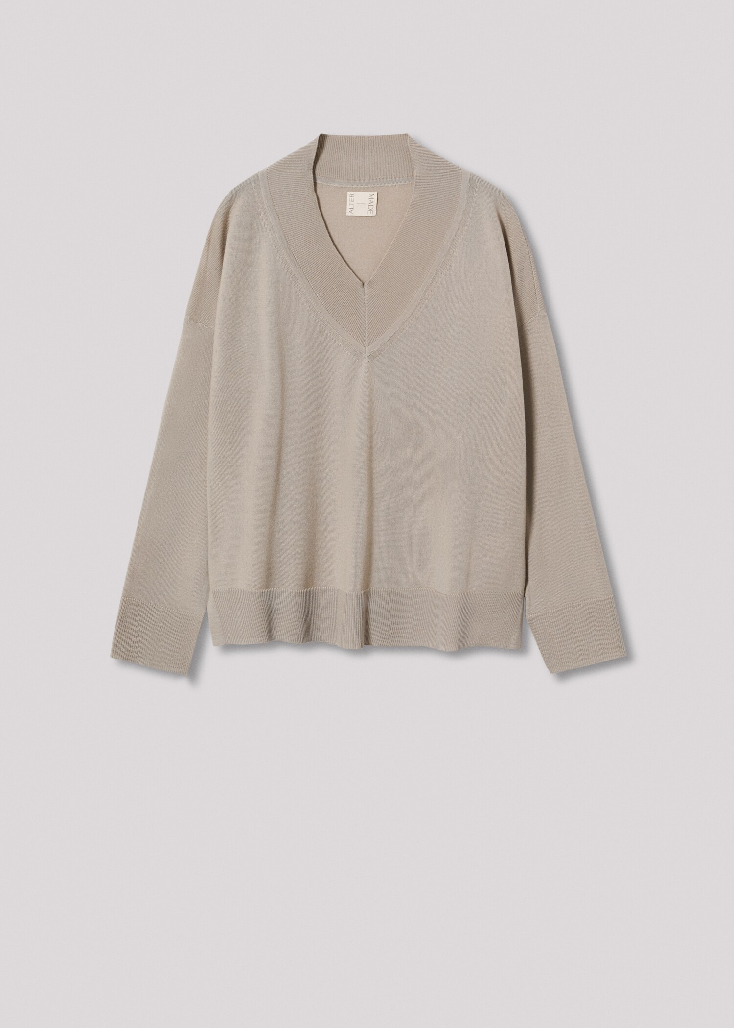 Pull-over en laine mérinos à col en V - Article sans modèle