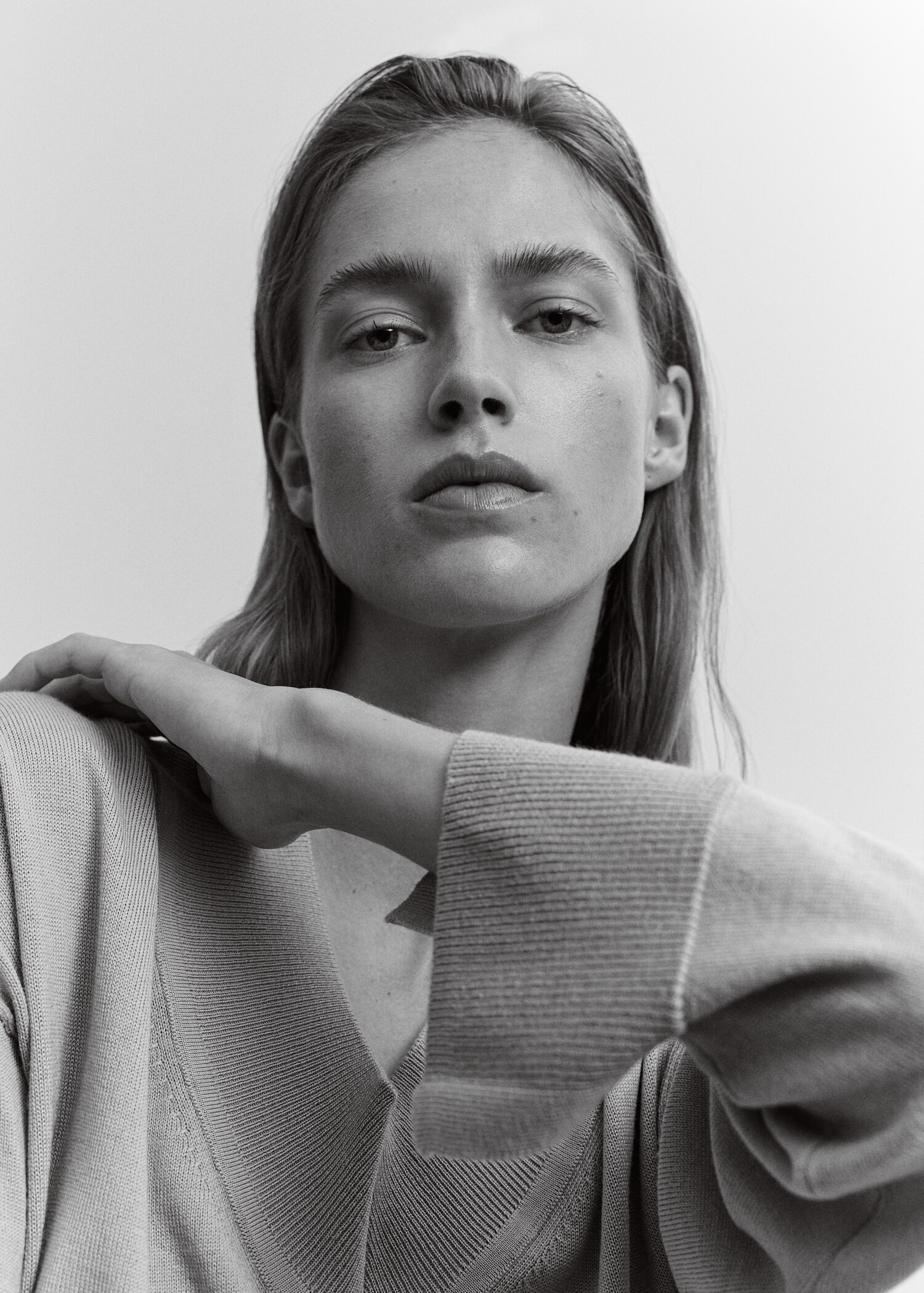 Pull-over en laine mérinos à col en V - Détail de l'article 2