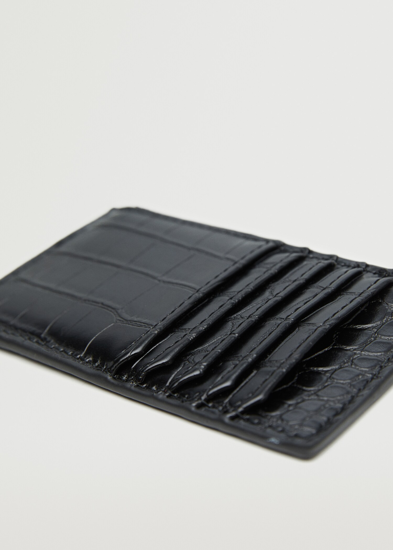 Croc-effect card holder - Details of the article 2