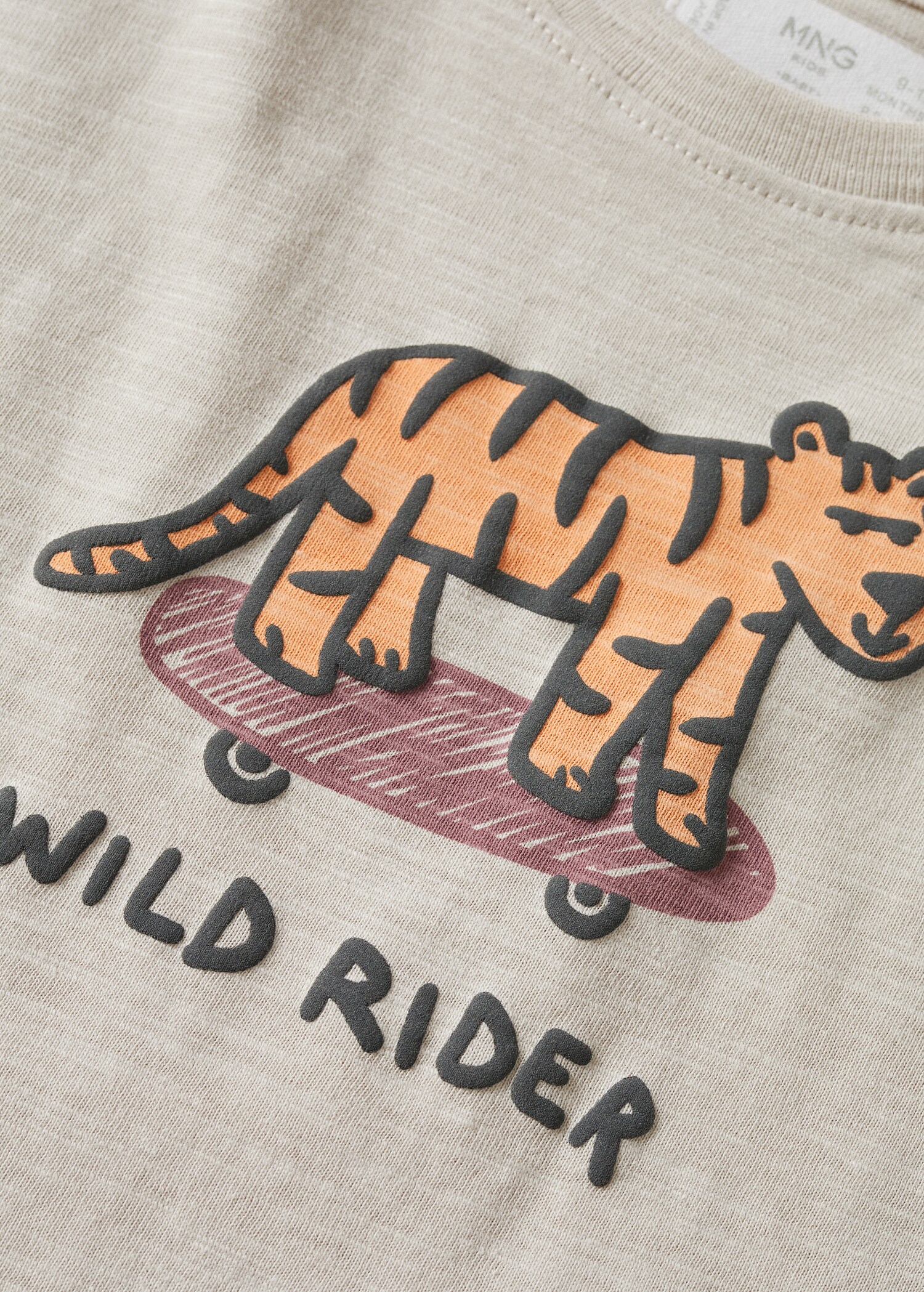 Cotton printed T-shirt - Details of the article 9