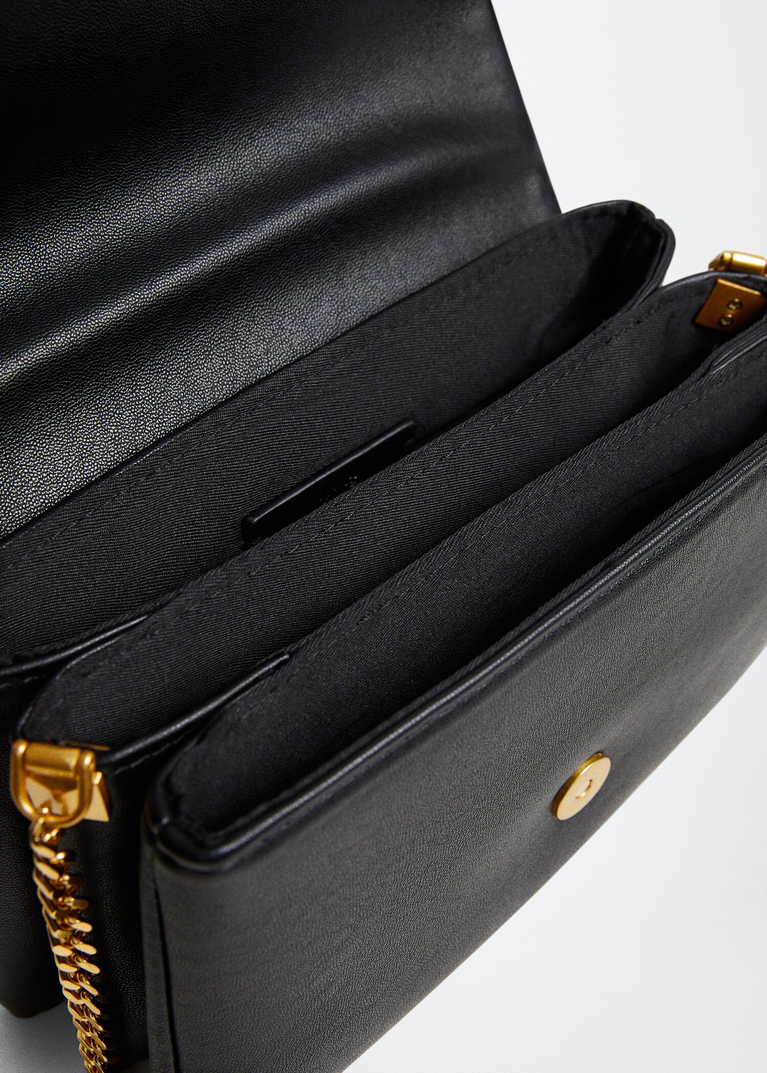 Flap chain bag - Details of the article 2